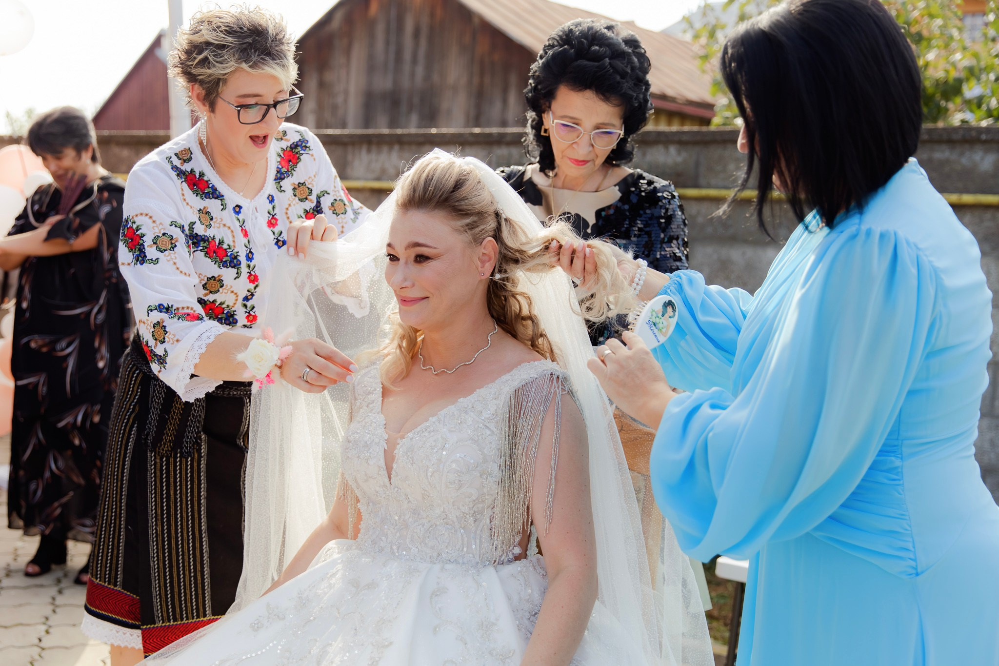 Mihai & Oana. Servicii foto-video profesionale, pentru momente de neuitat