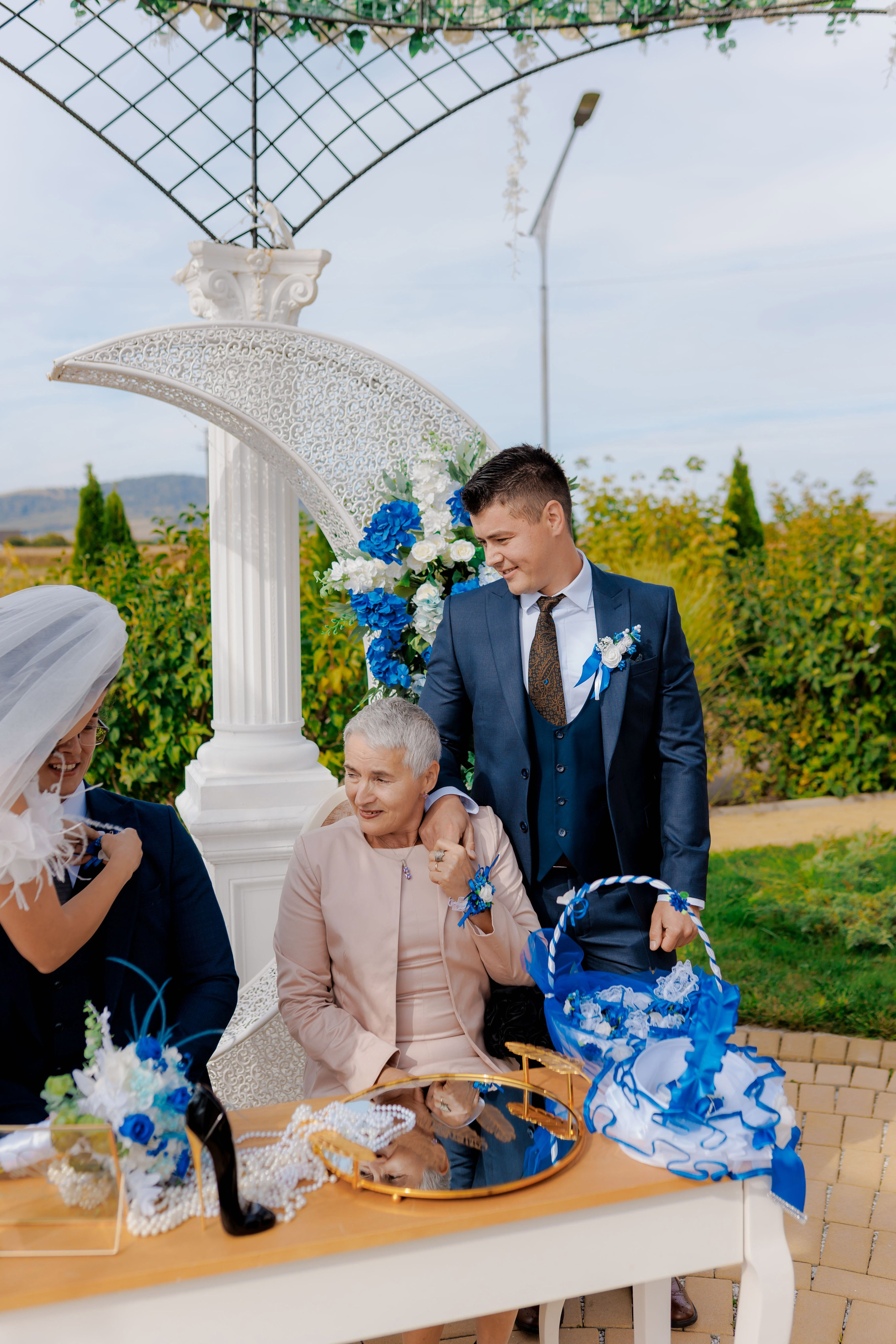 Loredana & Emilian – Ziua Nunții | Videografie - fotografie Botez Suceava, Iași, Botoșani. Servicii foto-video profesionale, pentru momente de neuitat