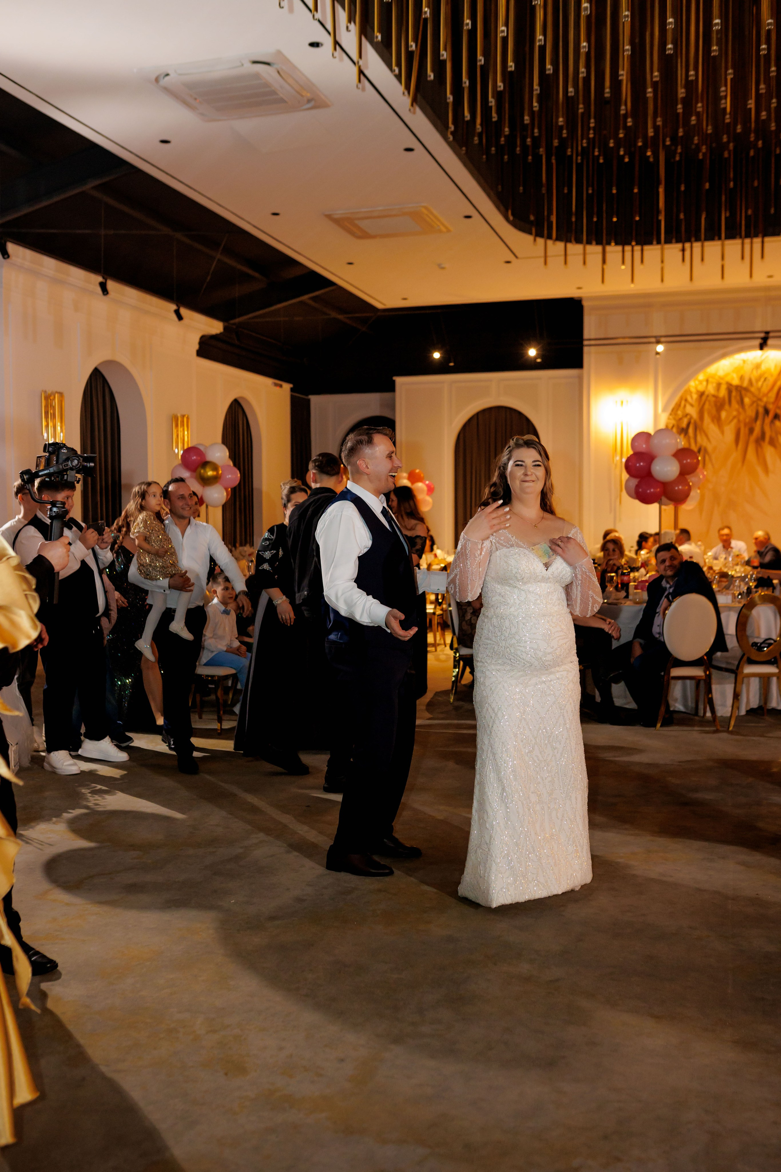 Povestea voastră, regizată de noi |Cristi Turculet Videograf Nuntă Suceava | wedding highlight. Servicii foto-video profesionale, pentru momente de neuitat