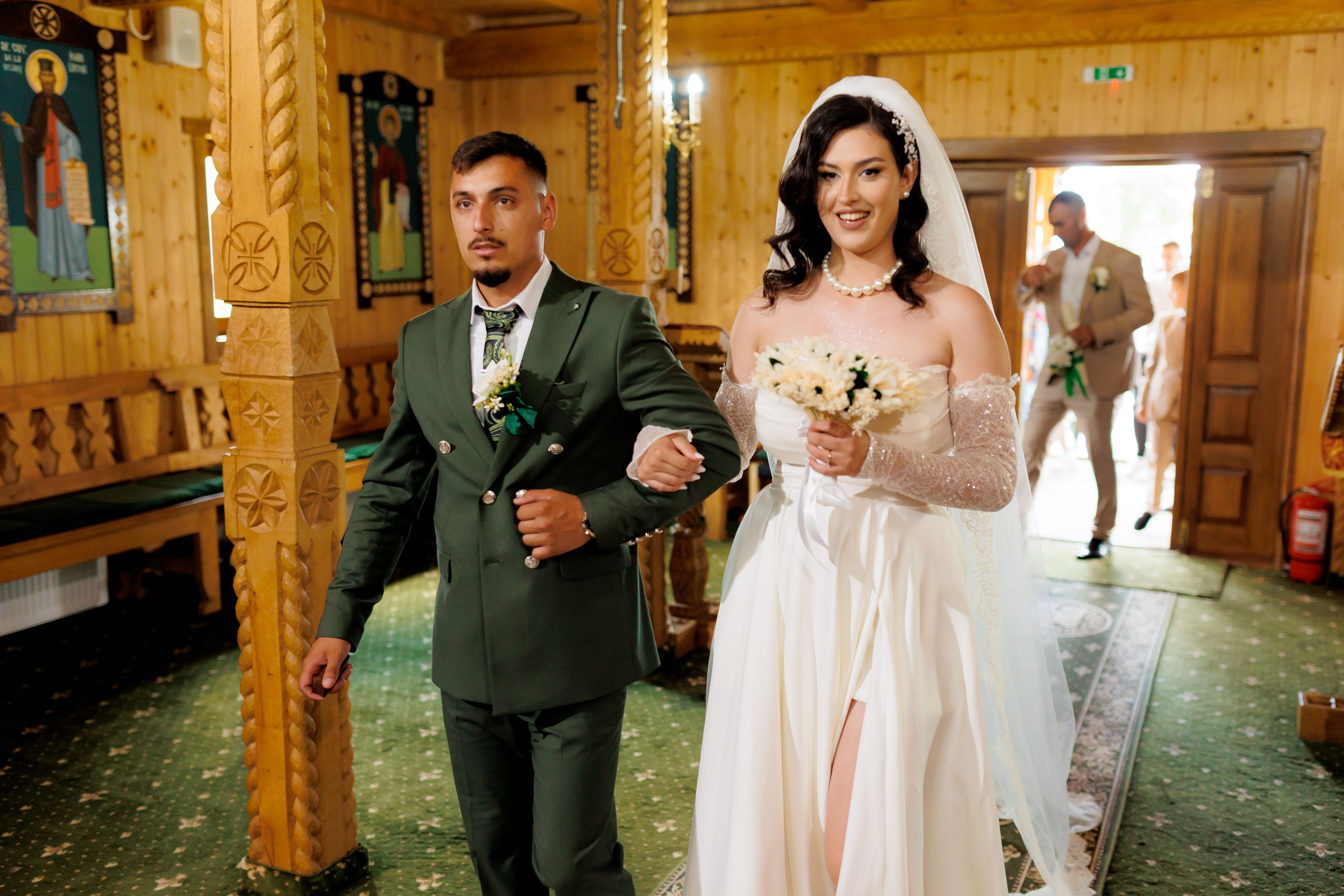 Nunta Nicoleta & Răzvan | Fotografie & Videografie Profesională. Servicii foto-video profesionale, pentru momente de neuitat