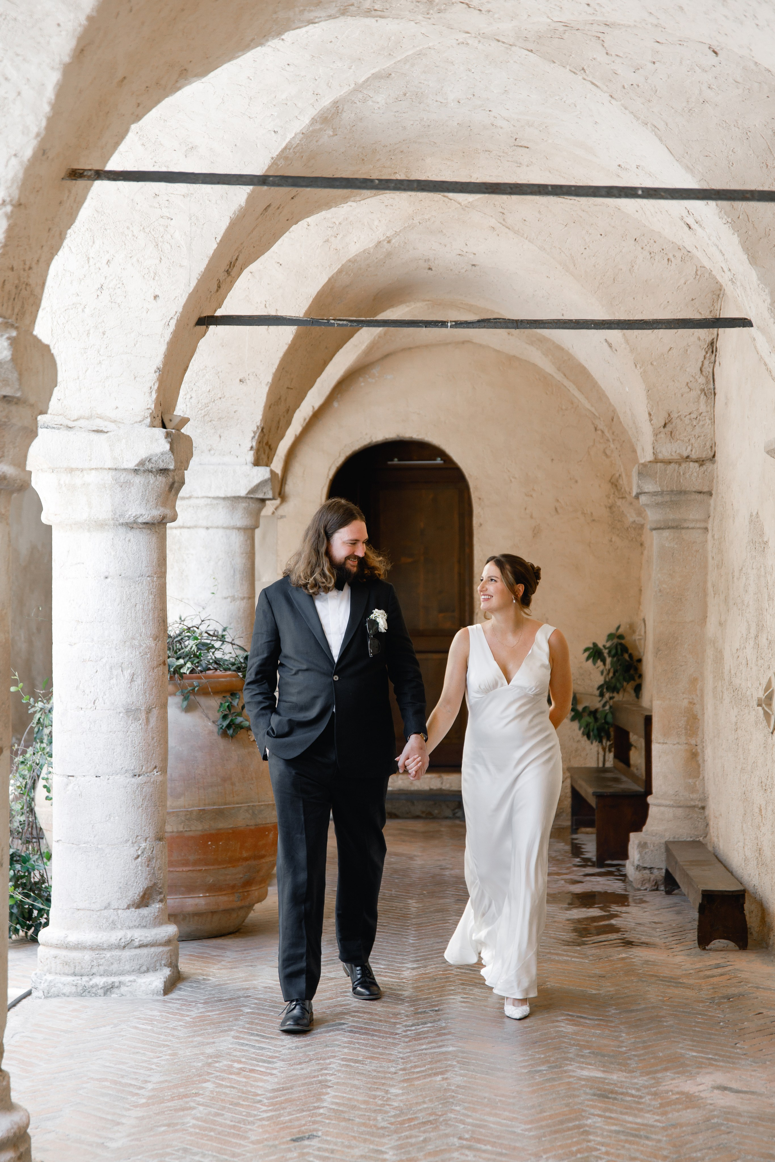 Wedding photographer Italy Rome, Tuscany, Lake Como, Sicily, Puglia. Wedding Photographer Rome Tuscany Como Sicily Puglia Amalfy Italy- Oksana Savenchuk