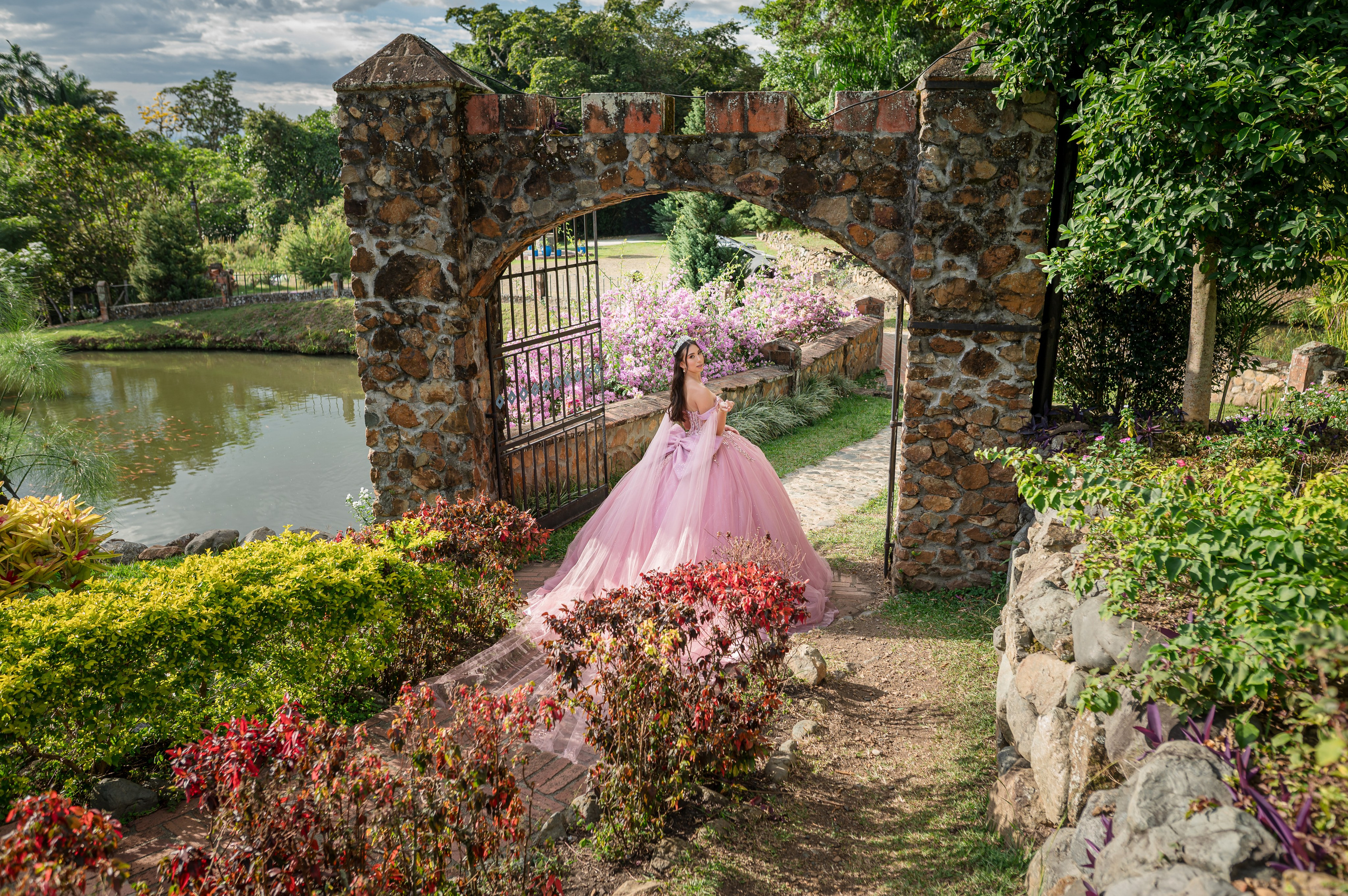 Valeria - Mis Quince Años. Www.dresalgadophoto.com