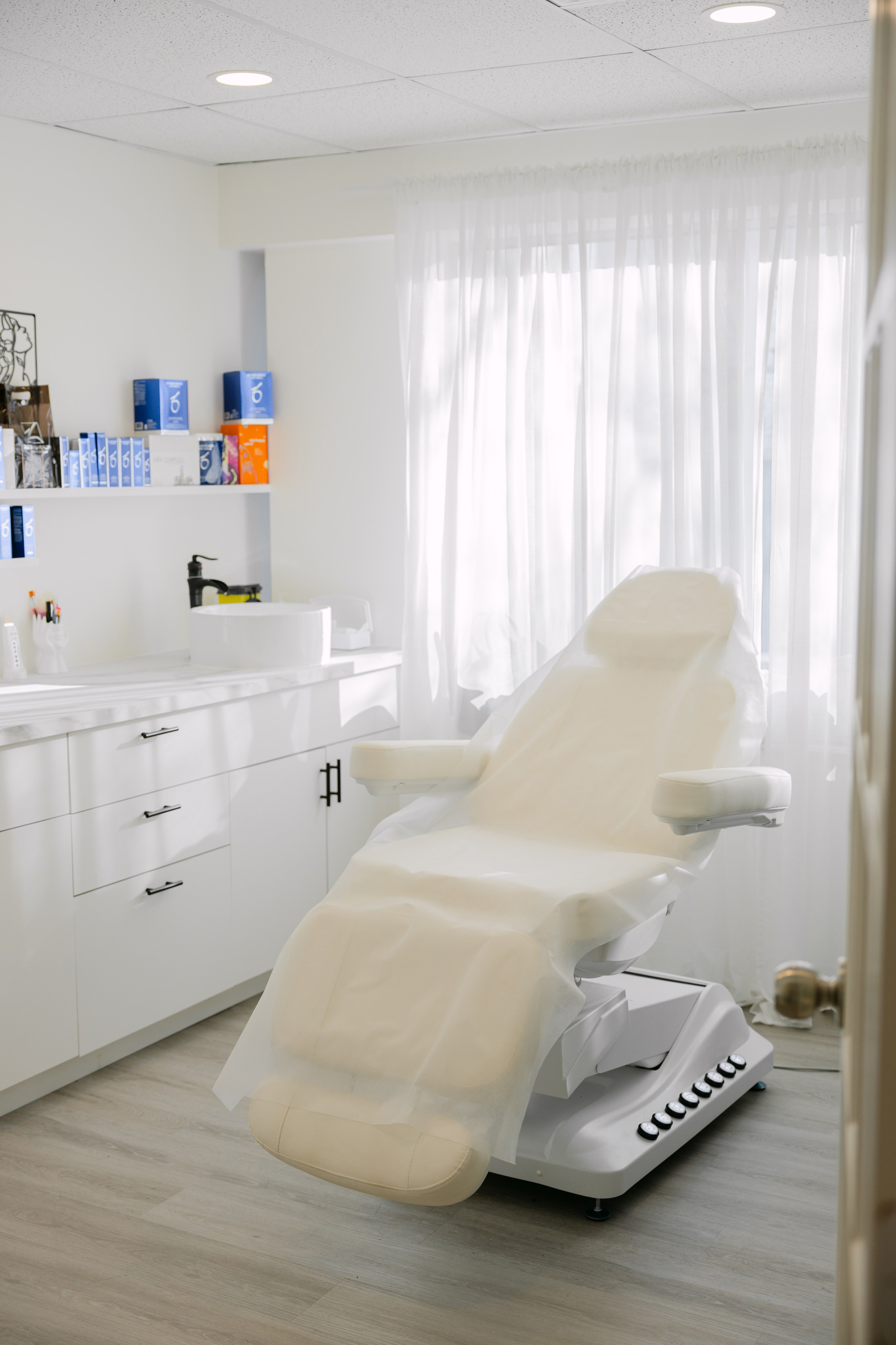 Aesthetic Specialist. Home