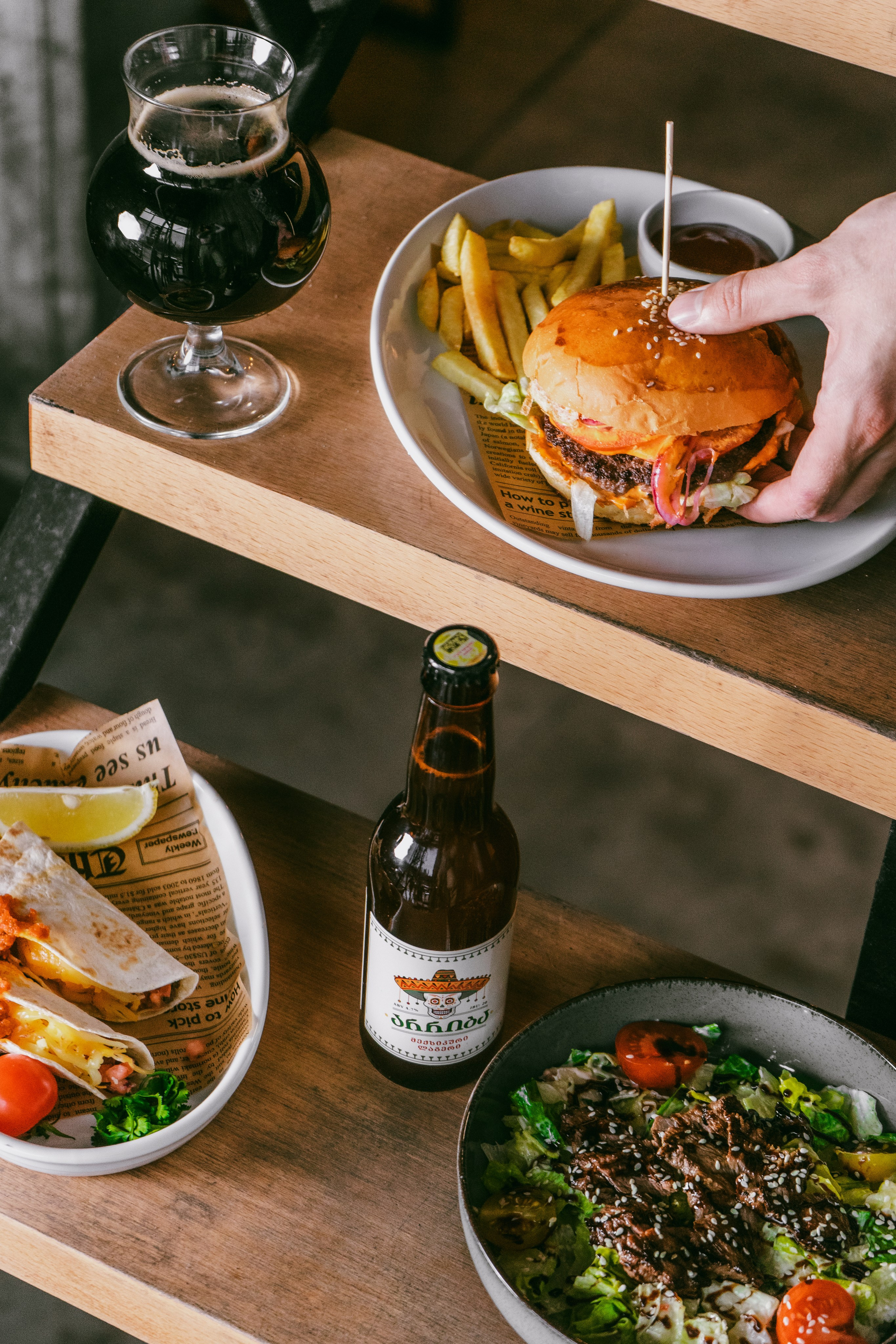 Фуд-фото: «Beerbar». Арина Леонова — фуд-фотограф в Тбилиси