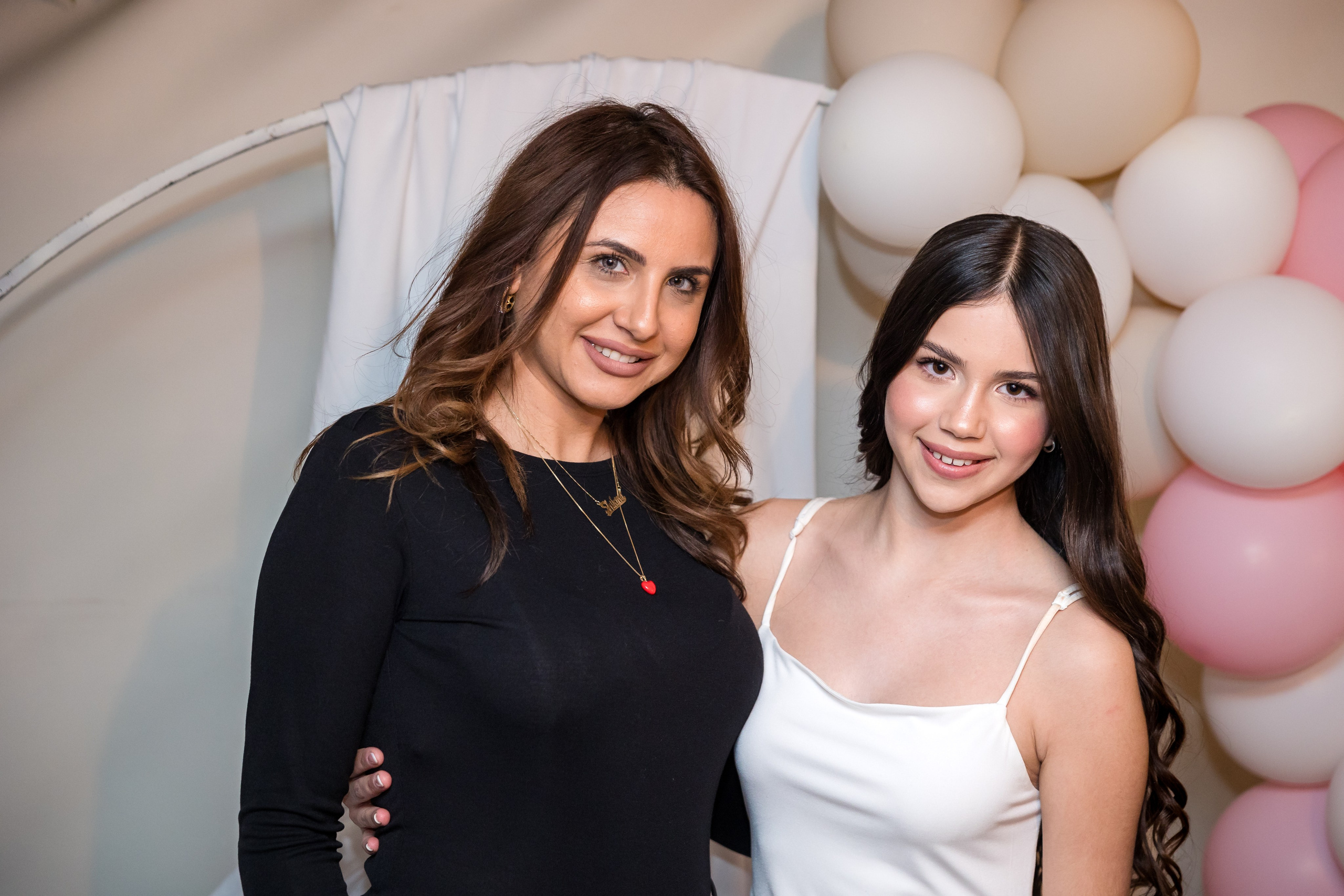 Noya. AMIR BUCHNIK PHOTOGRAPHER