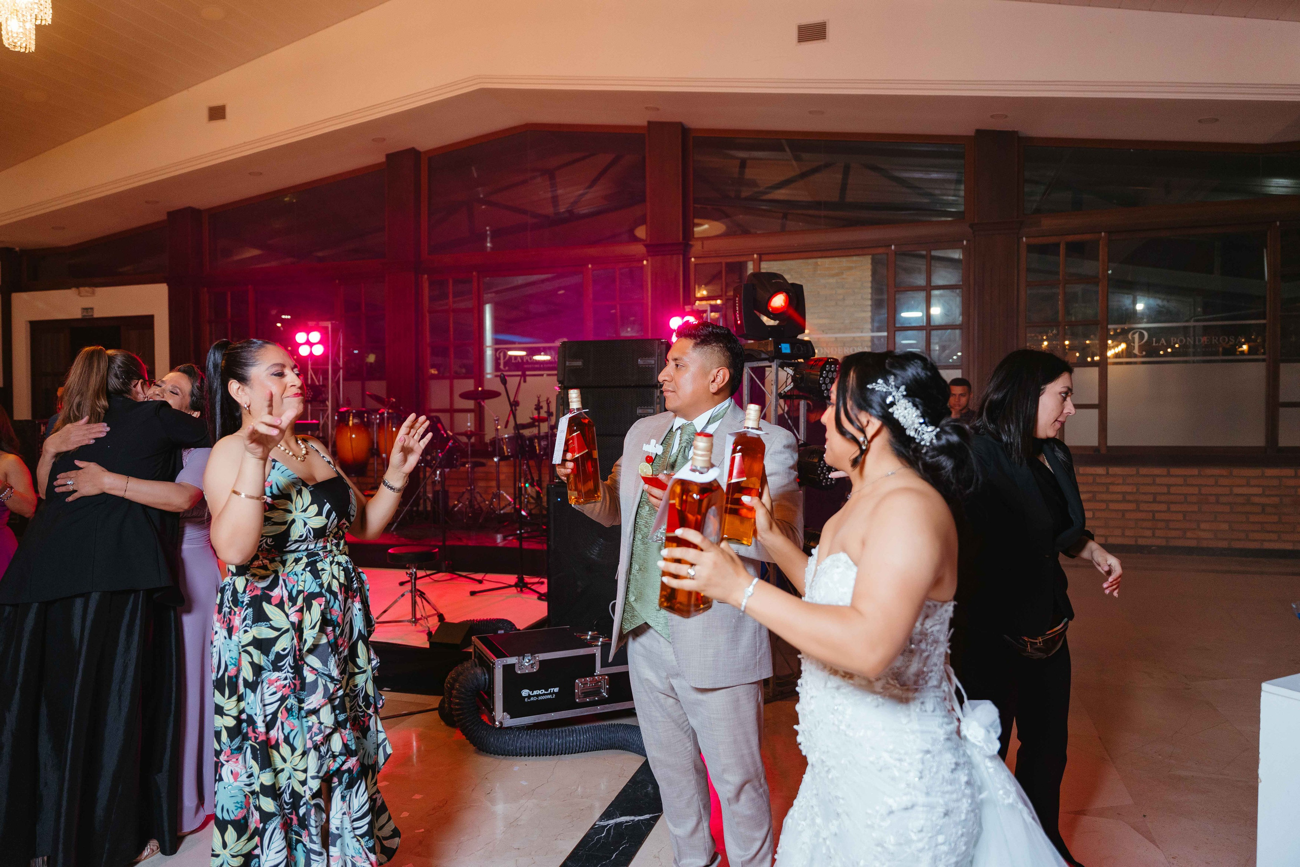 Karol y Jairon. Fotógrafo de bodas en Loja Ecuador | Piero Alvarez PH