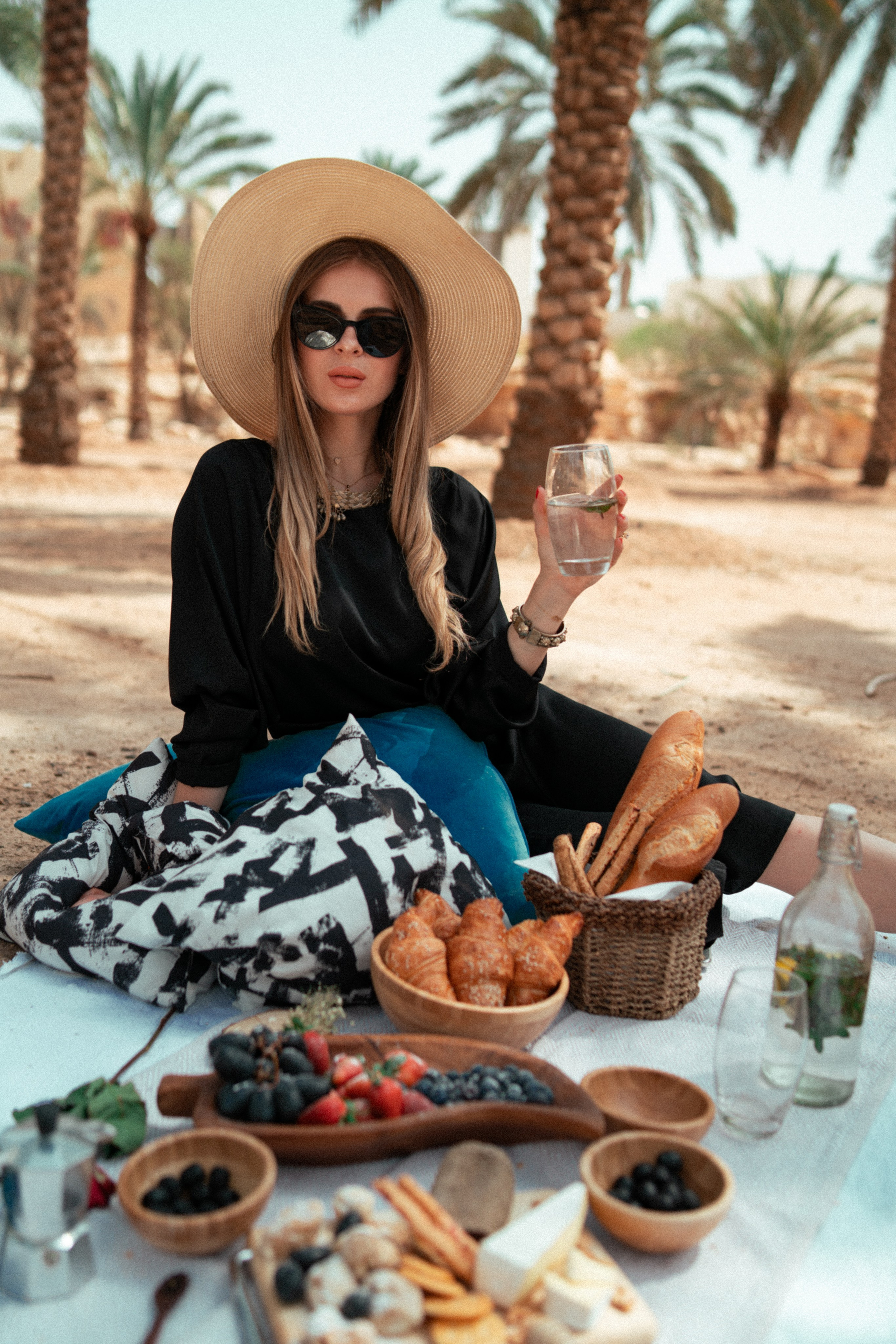 Karina Awartani. Portrait, Lifestyle and Lovestory photographer in Riyadh