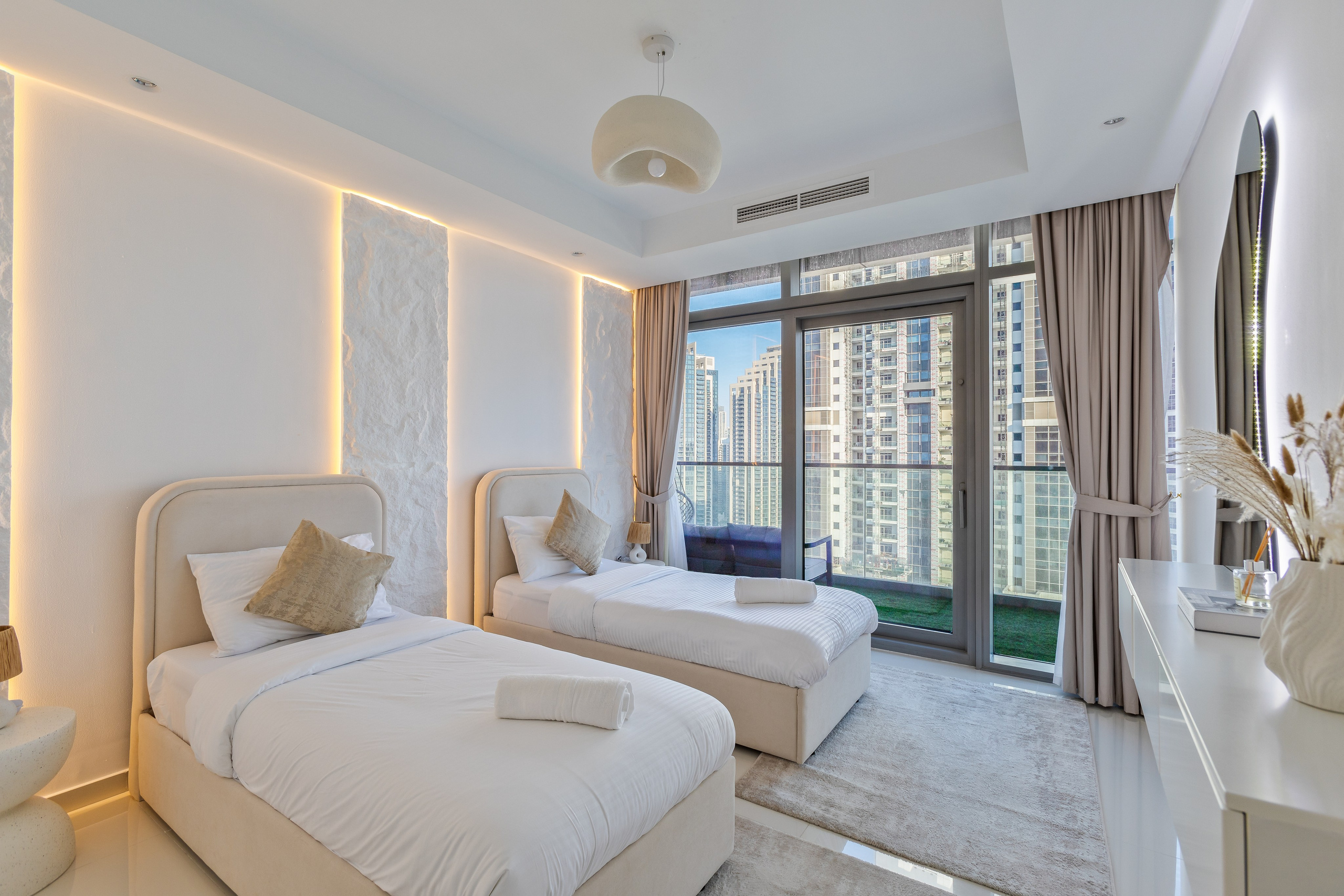 Paramount Midtown. Samy Mar Boy │Portrait, Automotive and Real Estate Photographer