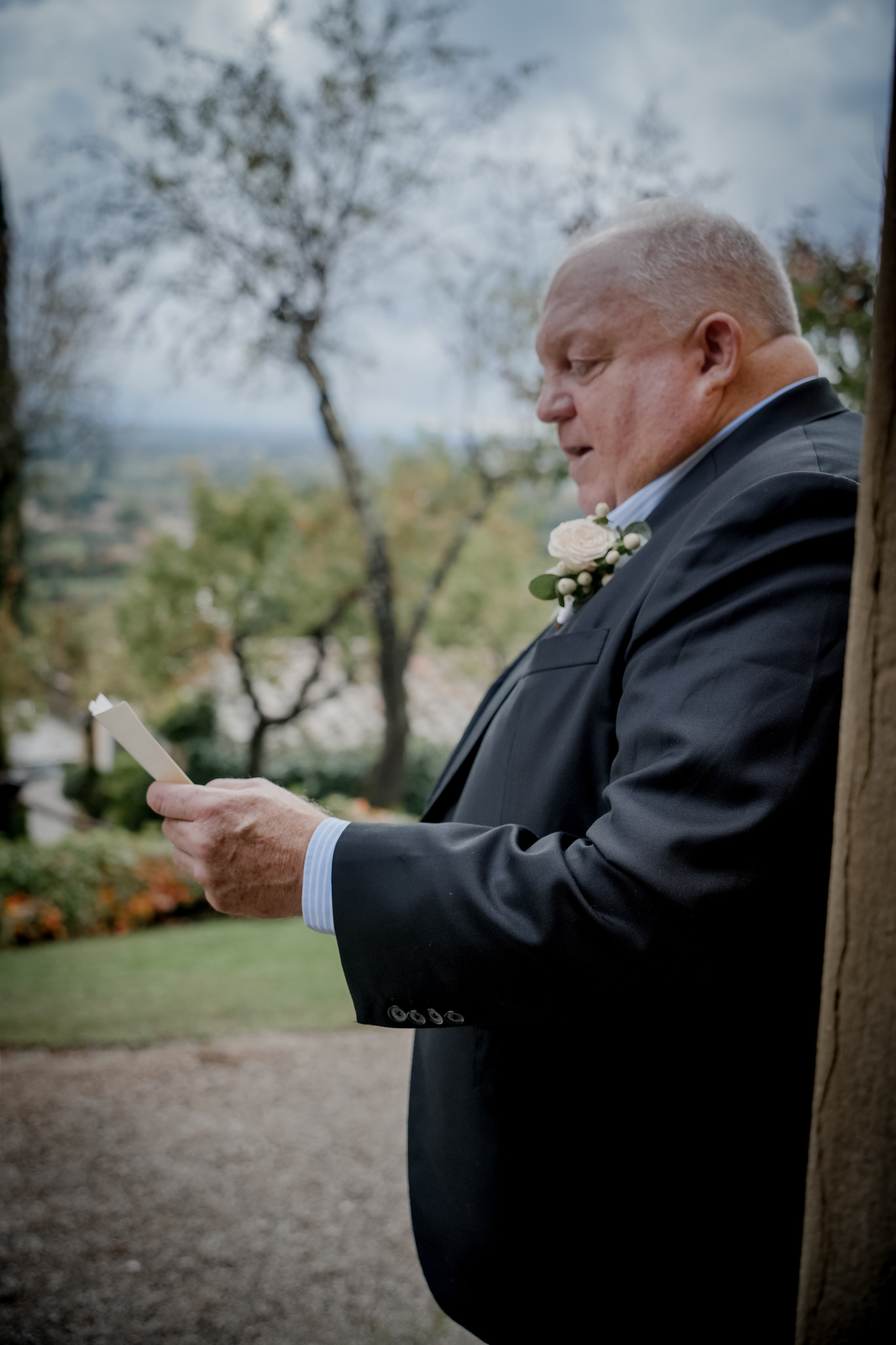 Elopment in Cortona. Villa Falconiere. Wedding Photographer in Italy