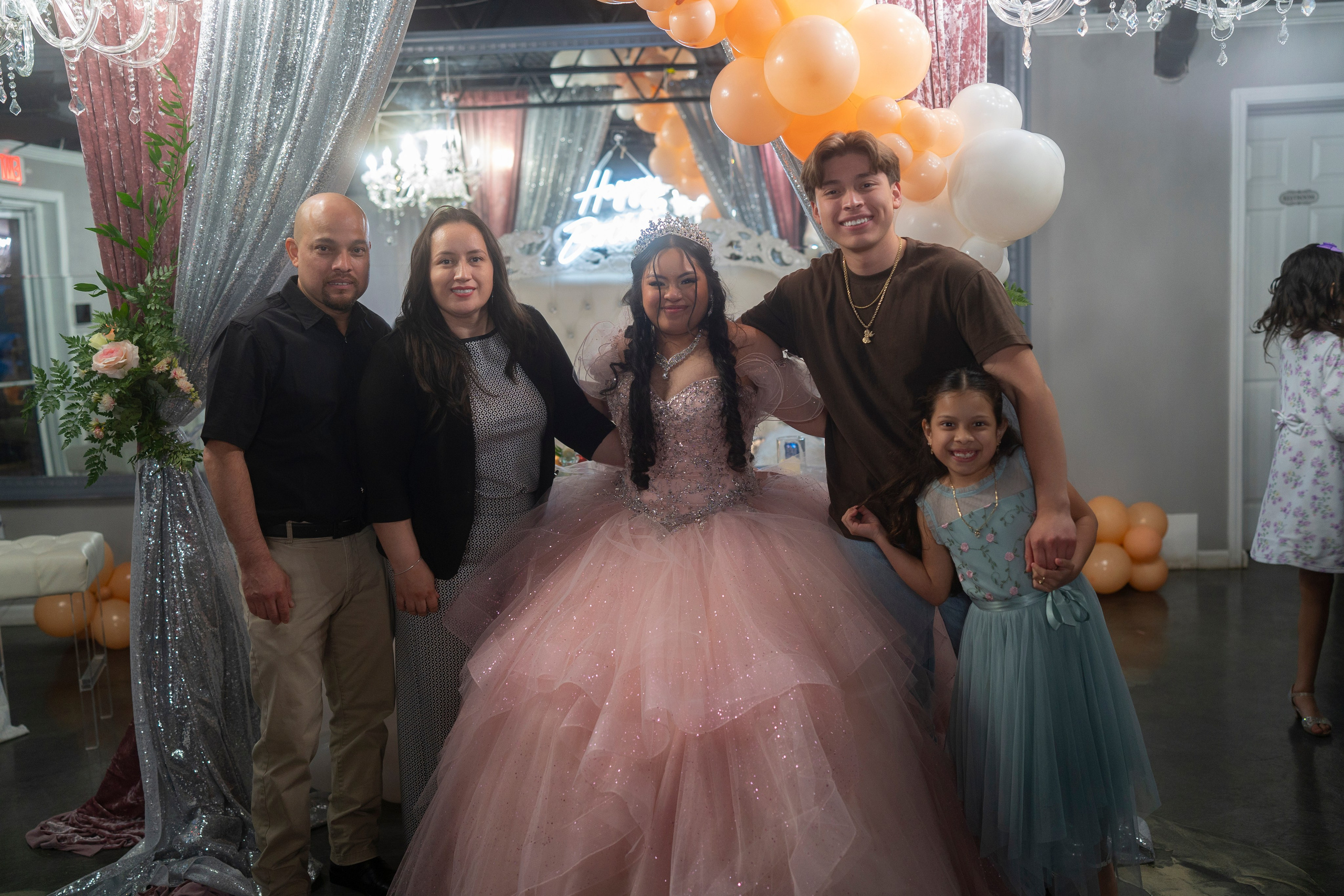 HONEY MIA HERNÁNDES QUINCEANERA. Ke’Ondris