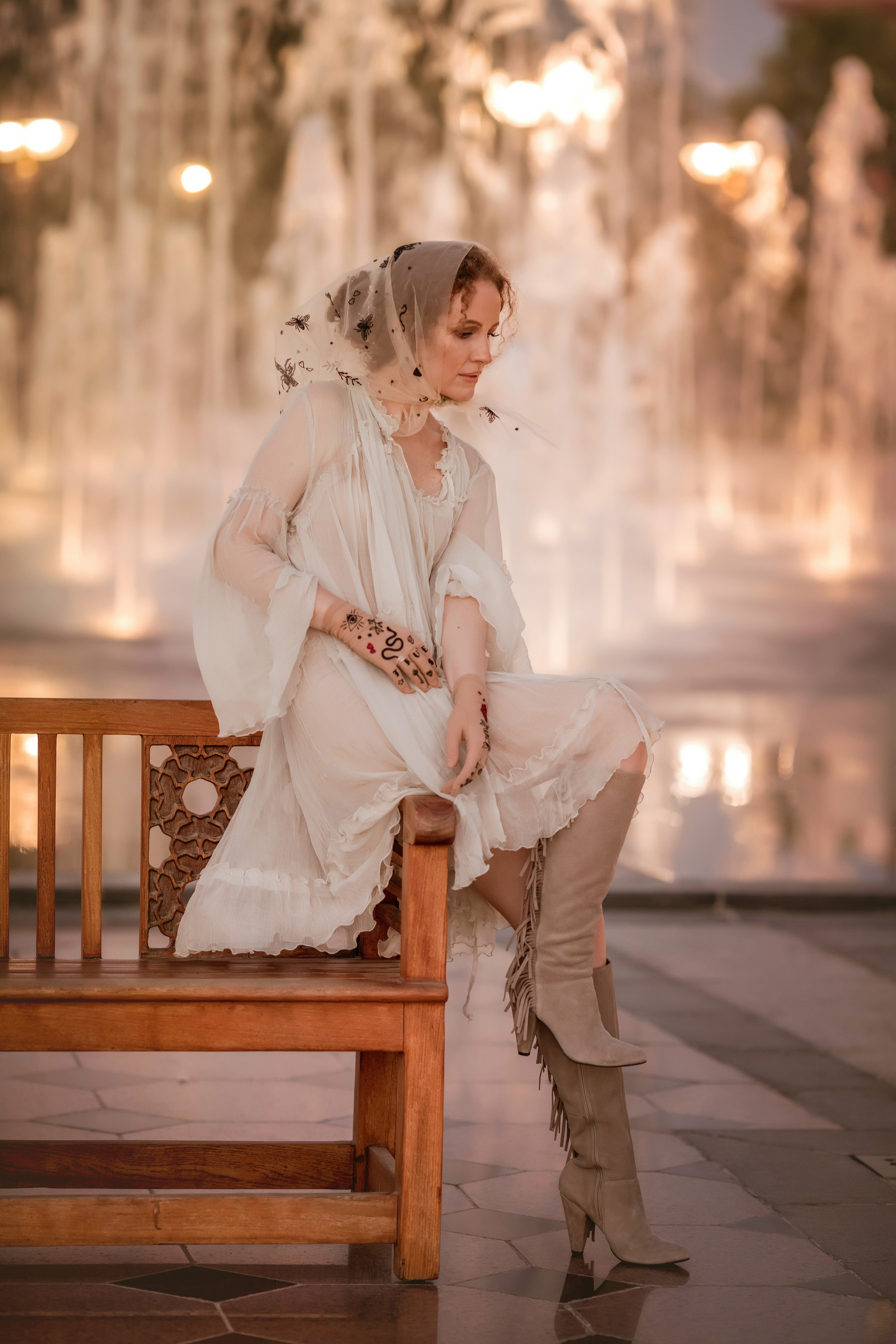 Luda. Evening on the fountain alley. Портретний та весільний фотограф Надія Онода