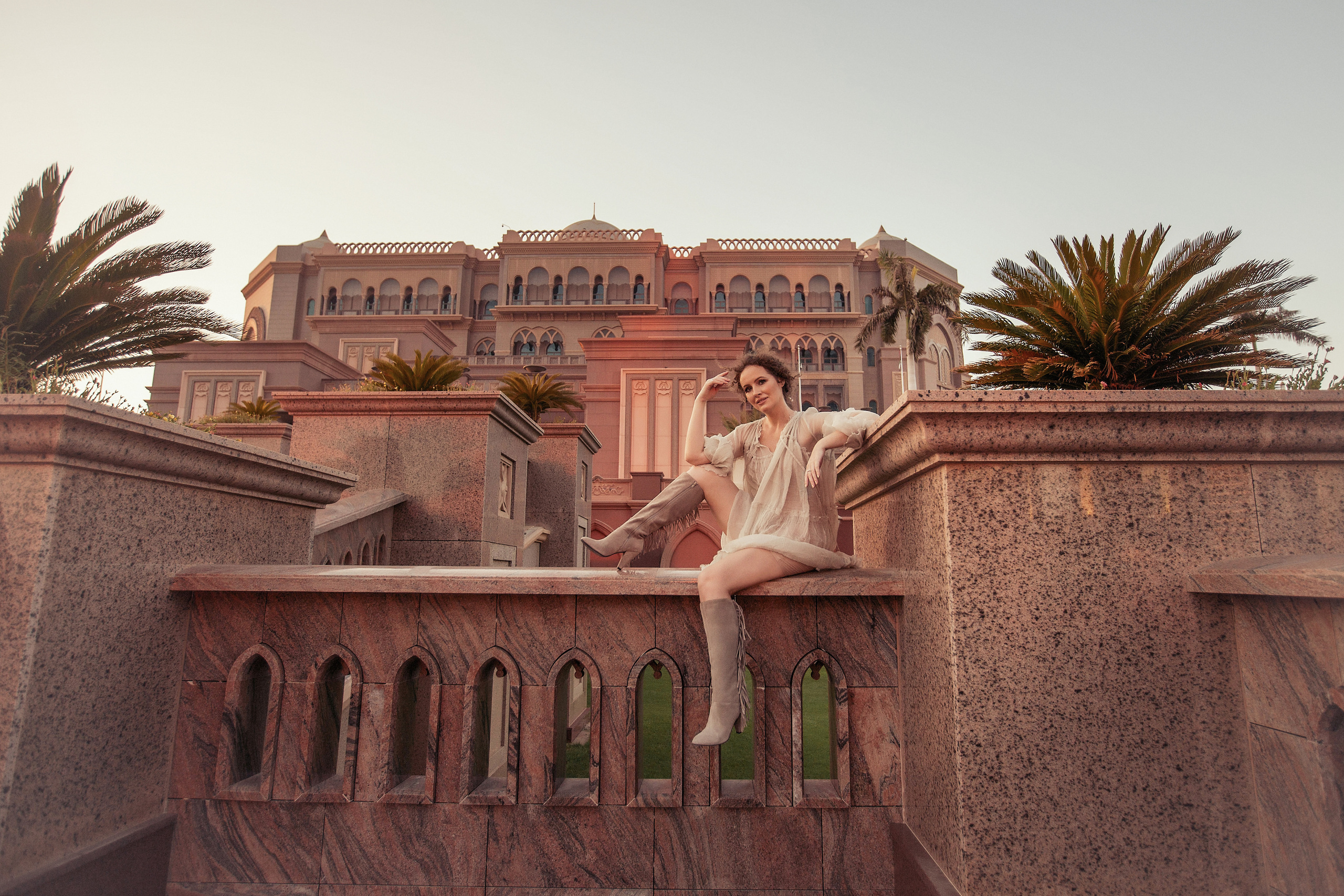 Luda. Evening on the fountain alley. Портретний та весільний фотограф Надія Онода