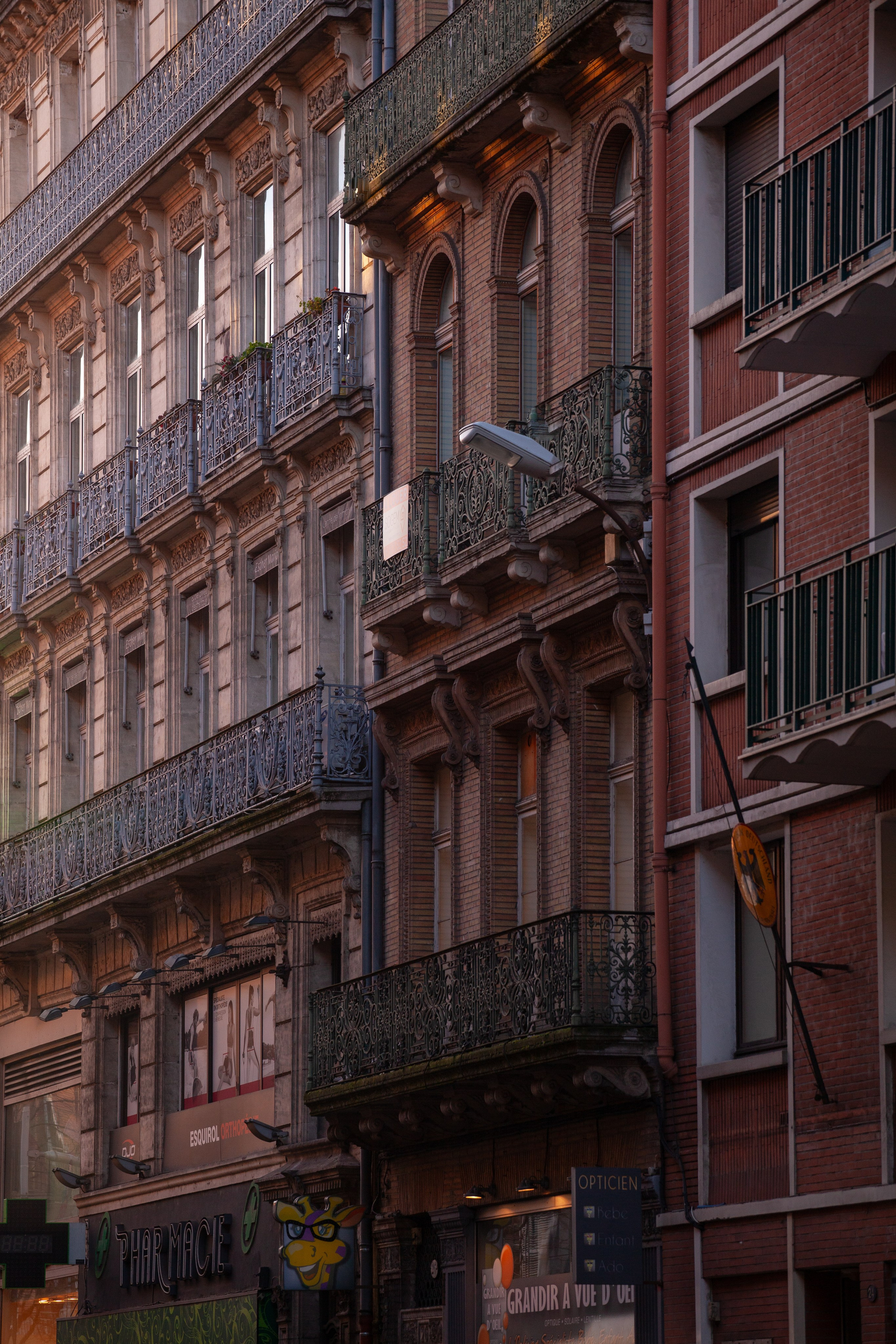 Toulouse. Eugénie Smirnova — your photographer in Toulouse and southwest France