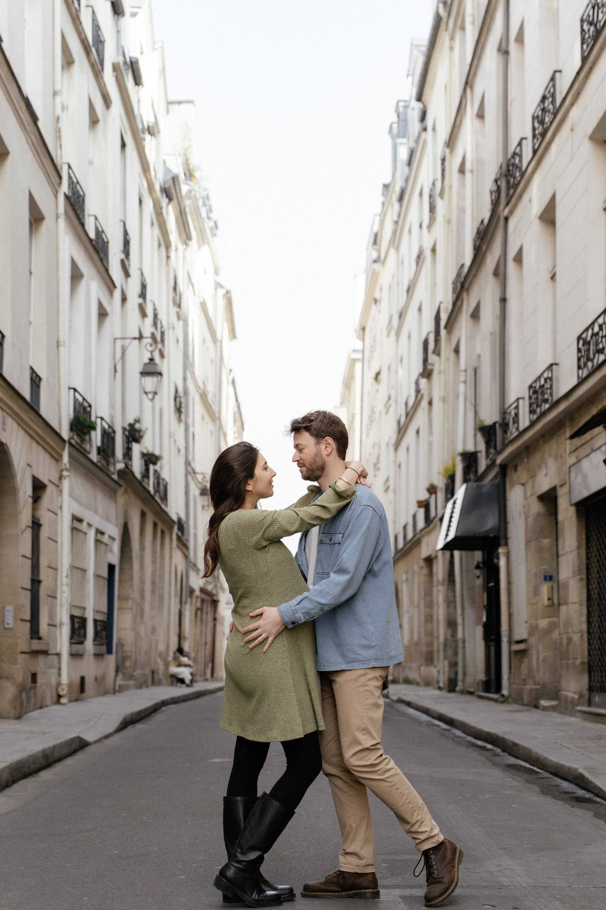 Love Story: Île de la Cité. Photographe et vidéaste à Paris