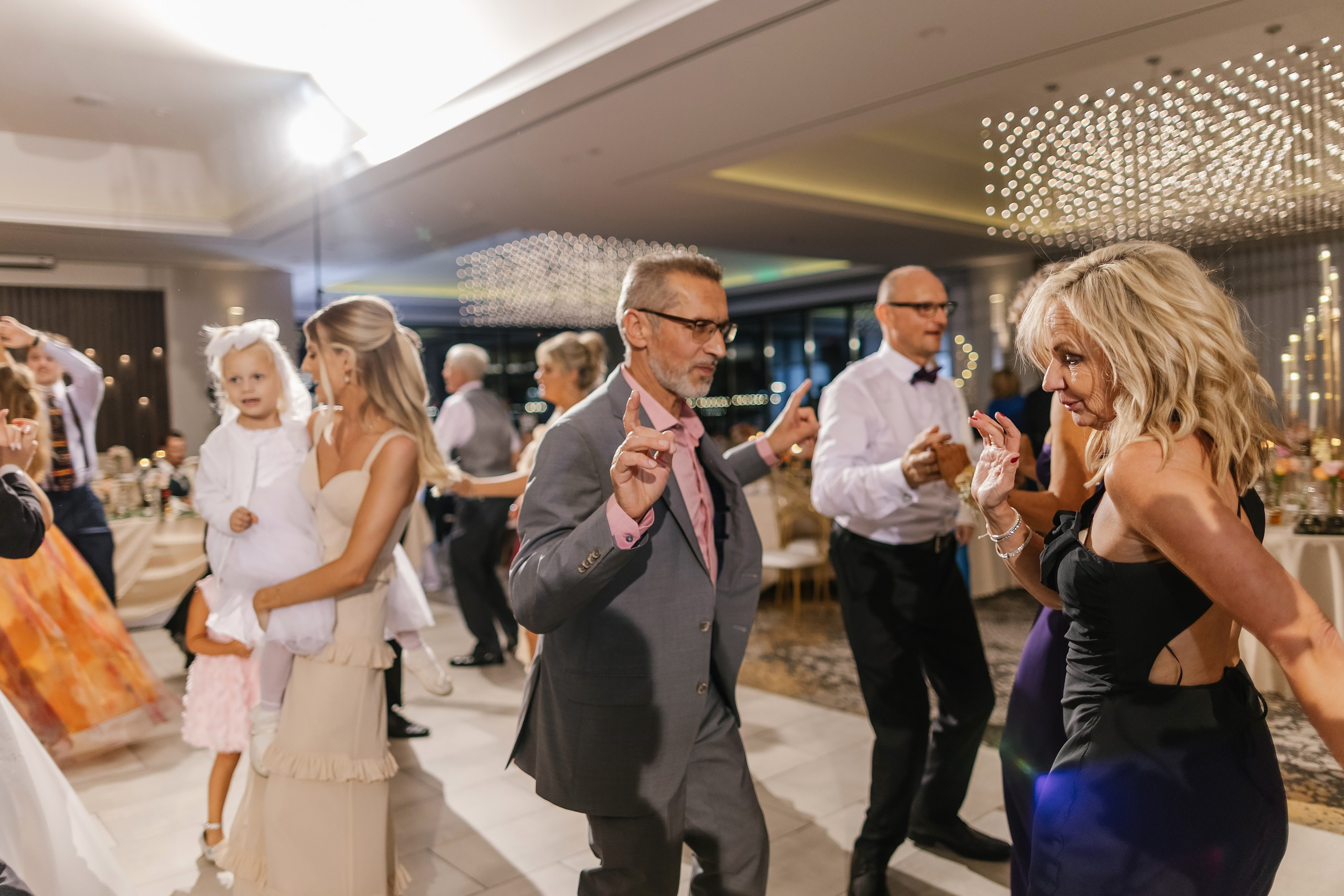 09.06.2025 Wedding. Wedding family event photographer in Chicago Nick Yushevich