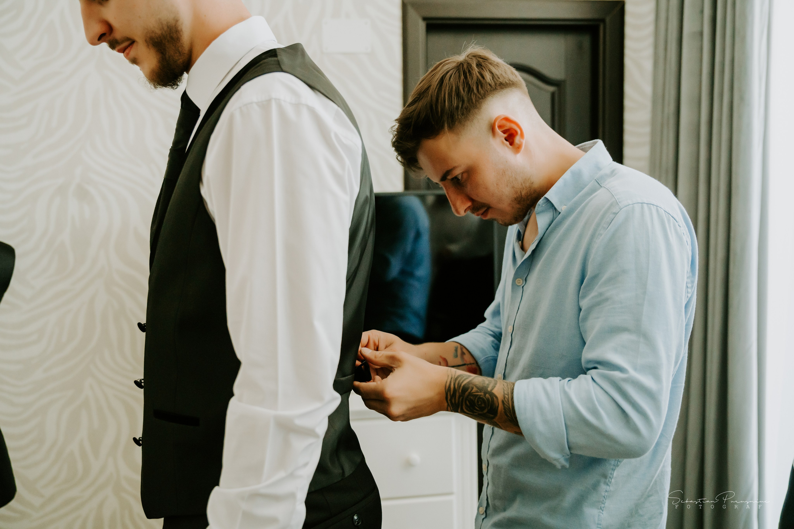 Bianca & Iulian. Sebastian Purusniuc Fotograf - Iasi