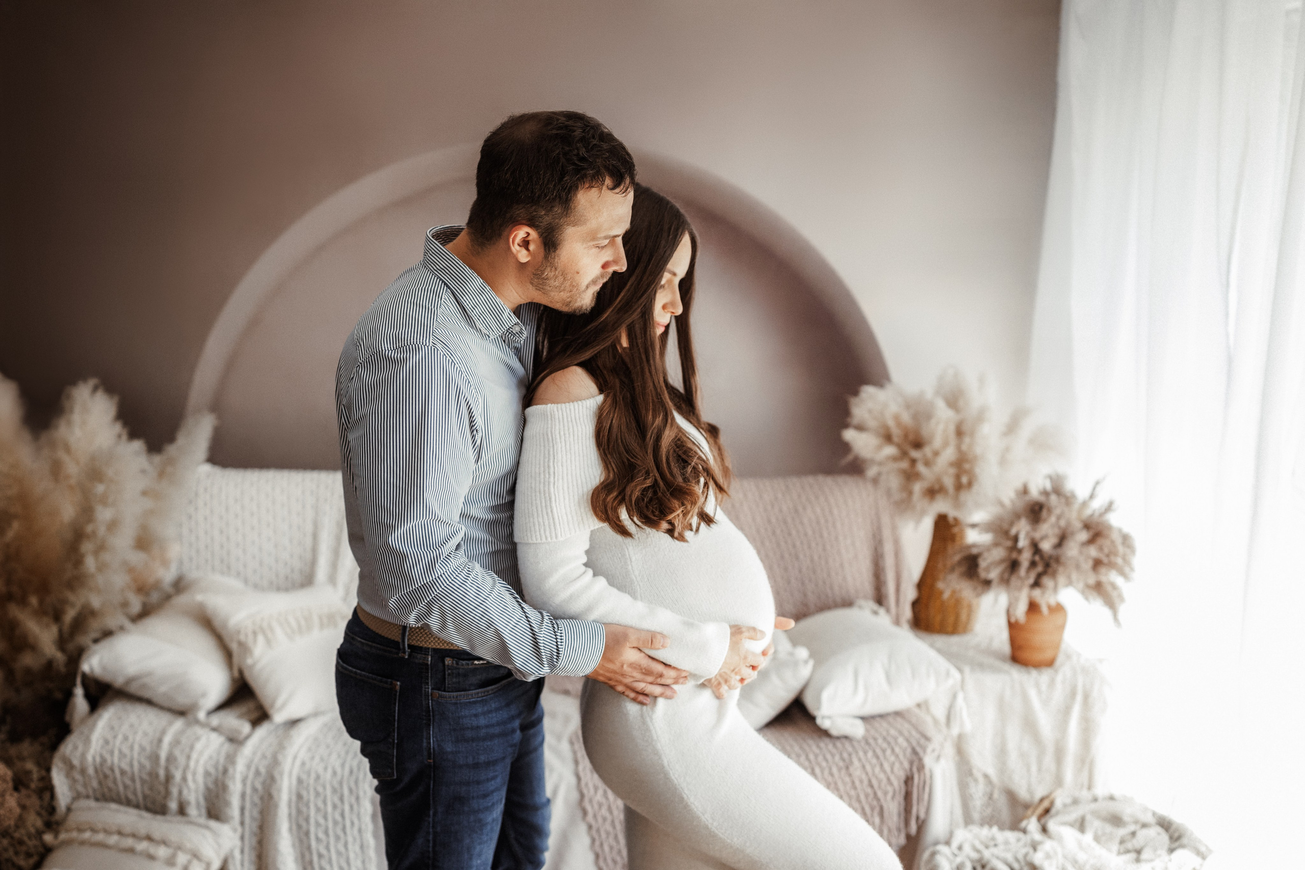 Maternity. Newborn, kids, family photographer based near Zurich, Switzerland