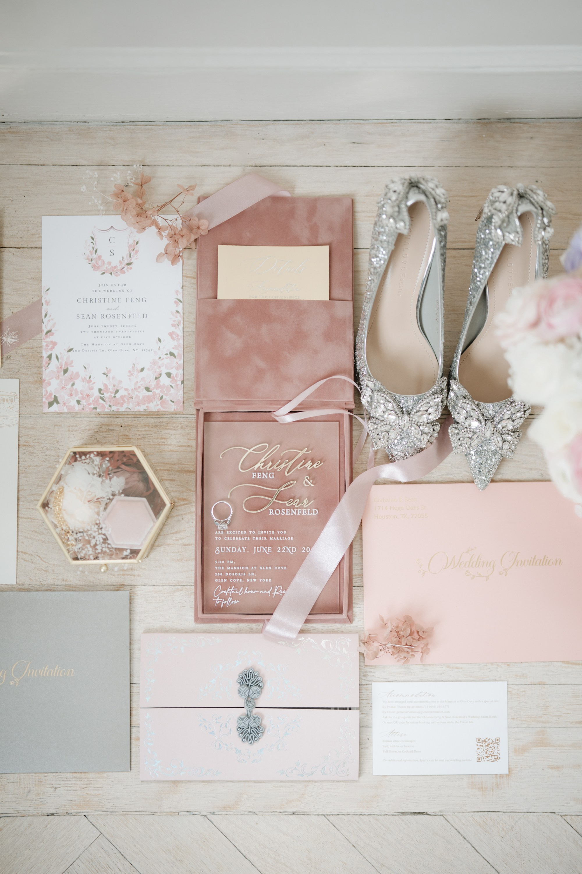 A stunning wedding with Asian style. Portrait and wedding photographer in New York