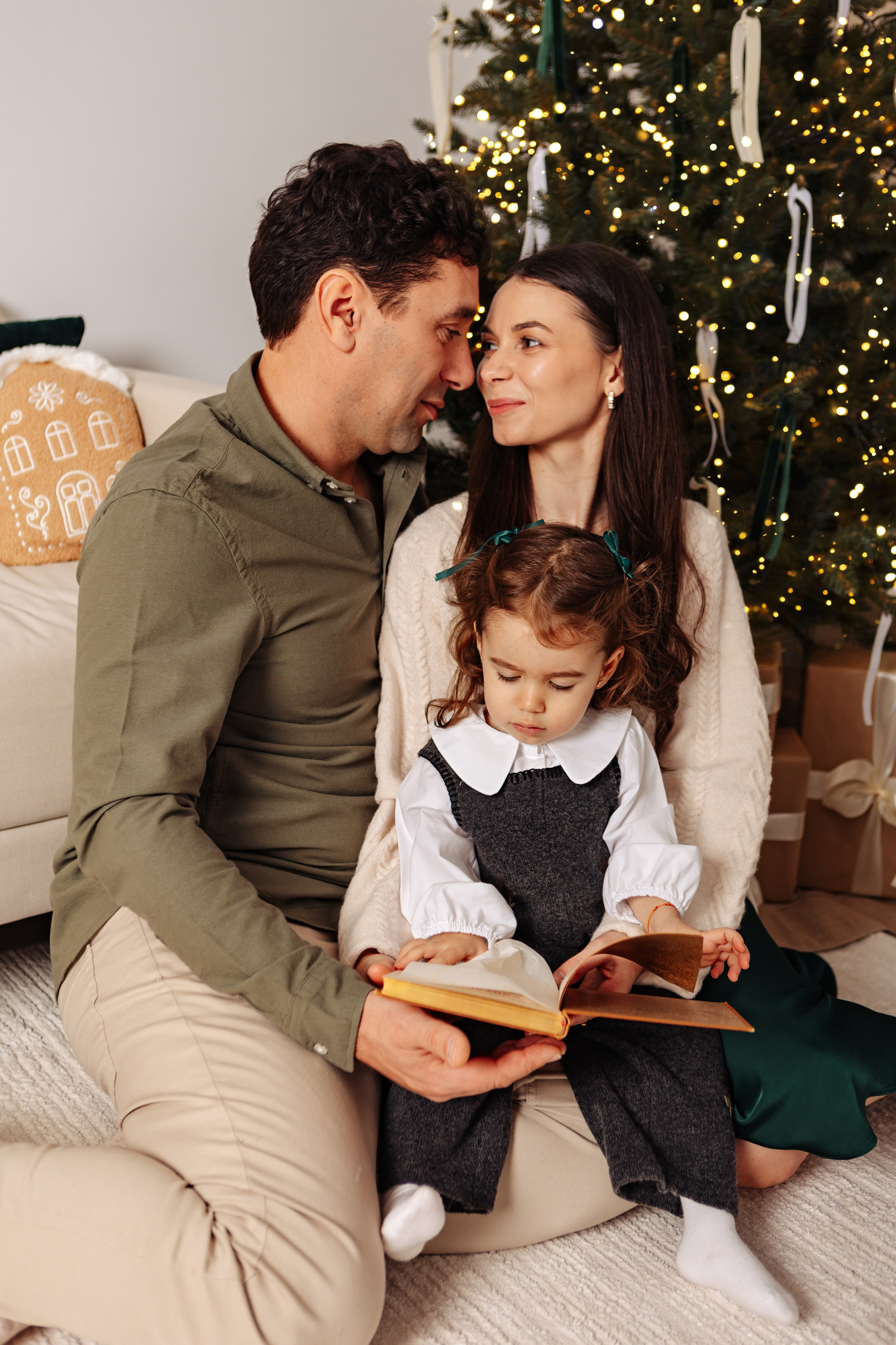 Familia Teodorescu. Cristina Andronache fotograf Brașov fotograf de familie fotograf de nunta Brașov