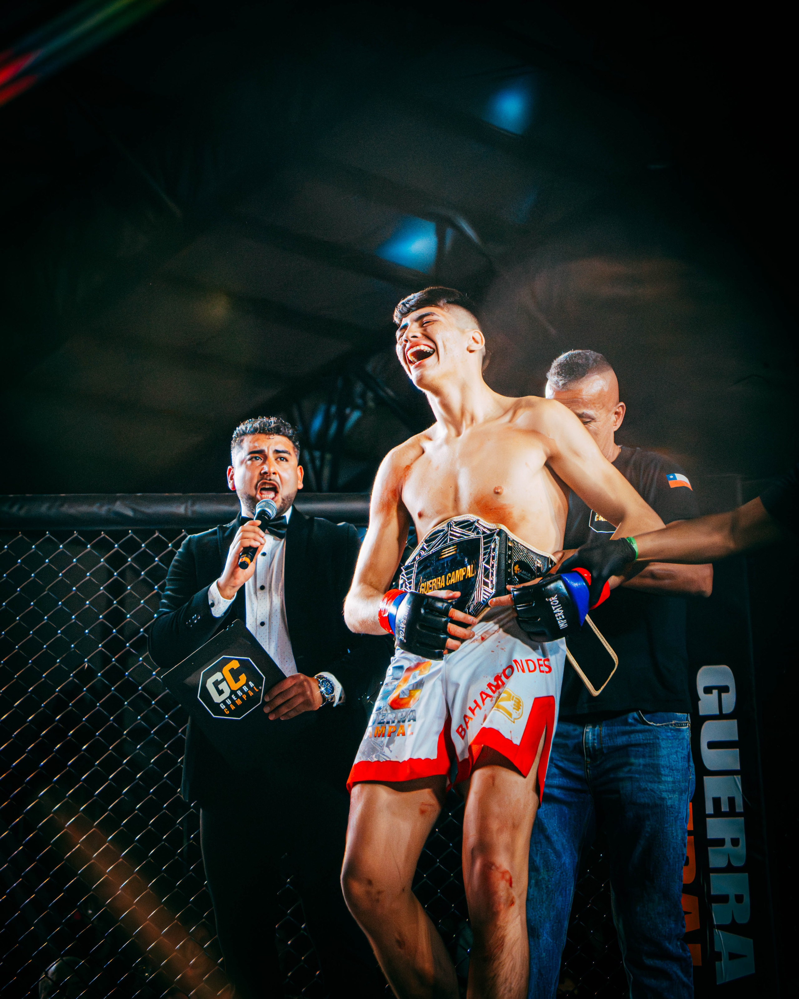 GUERRA CAMPAL. DEYA BELTRAN Maquilladora, fotógrafa y vídeos