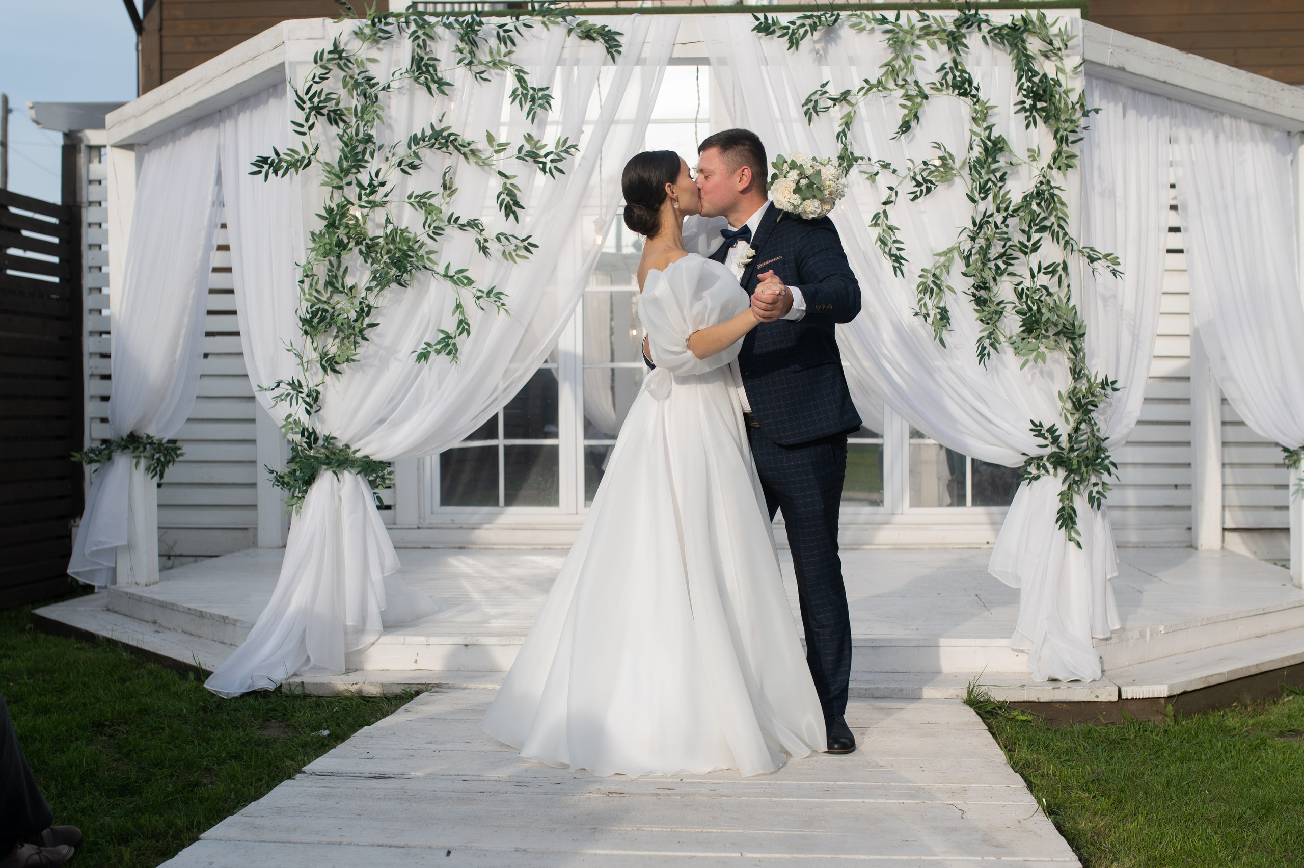 Together is better. Wedding and commercial photographer