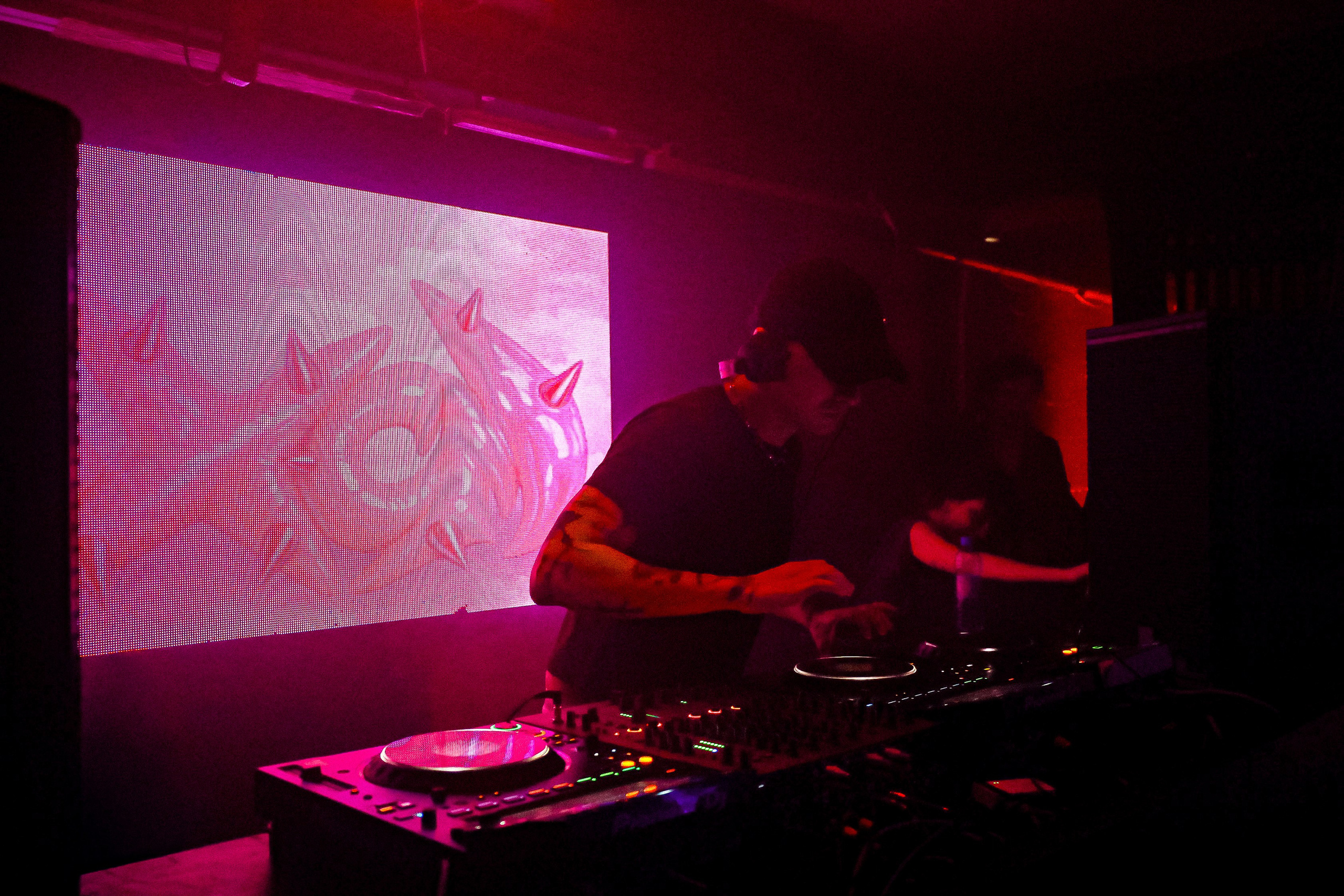 Event reportage (SXCM x HOW). Asmikiam