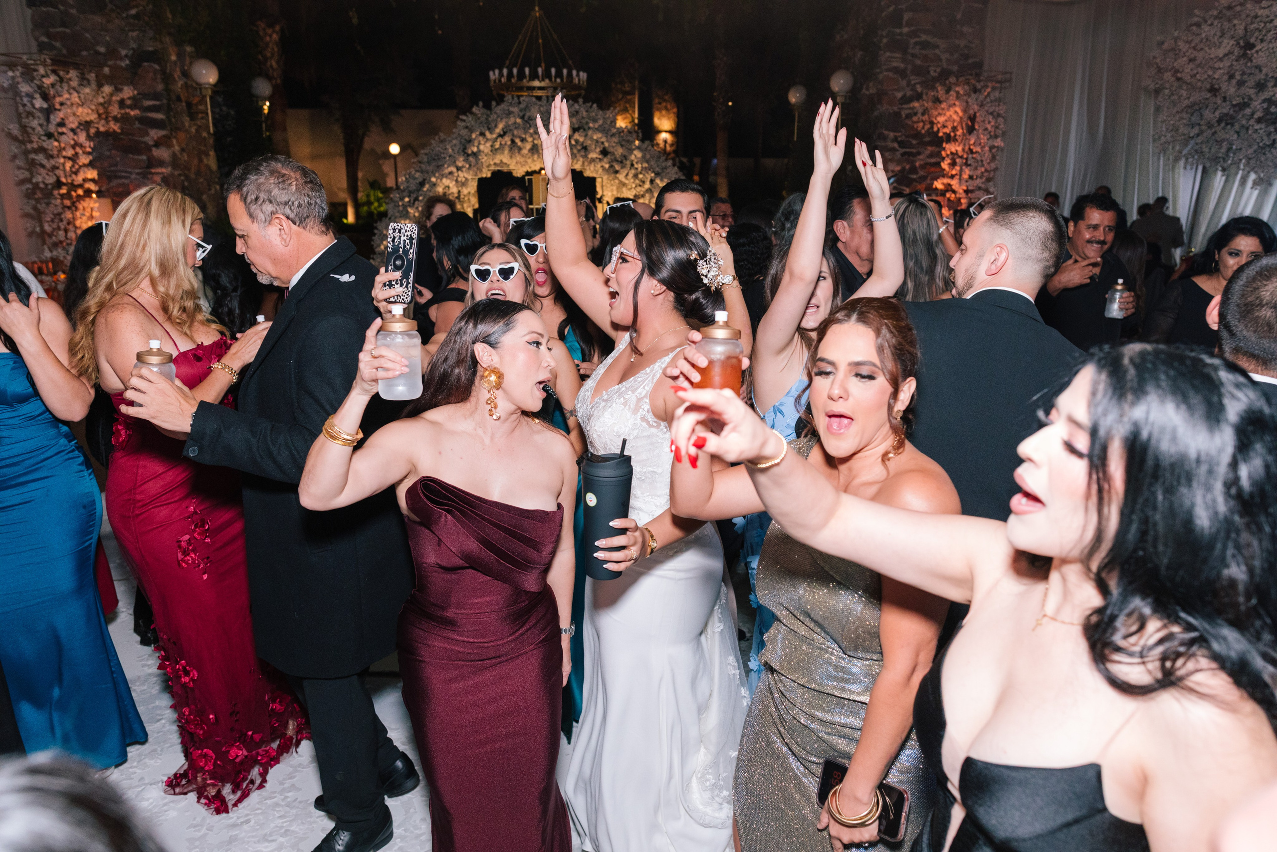 Alejandra y Salvador. Principal