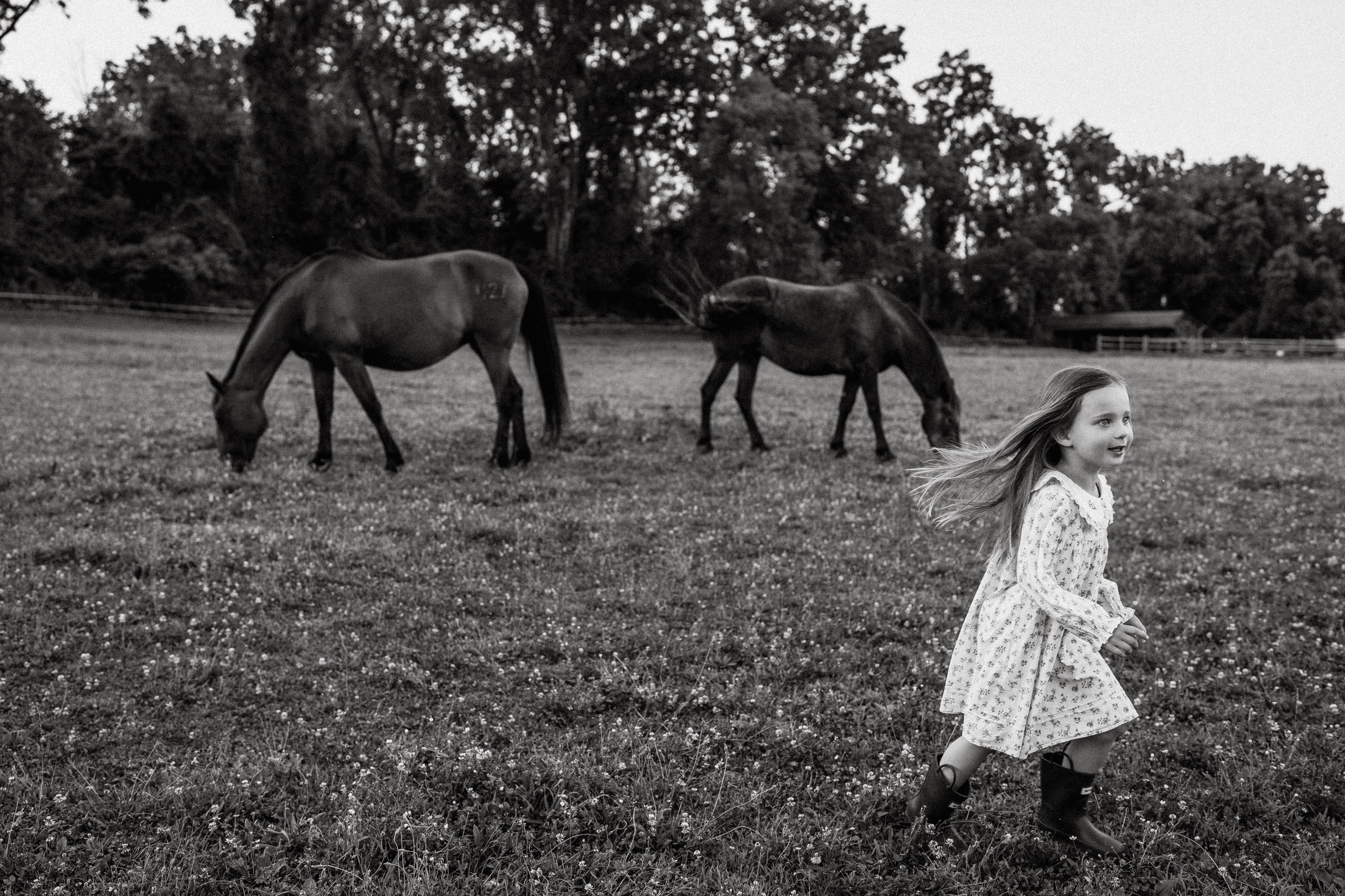 Marina&Teya. Horses. Alisa Tant — Family and newborn photographer Bucks County, Montgomery county, Philadelphia, NJ