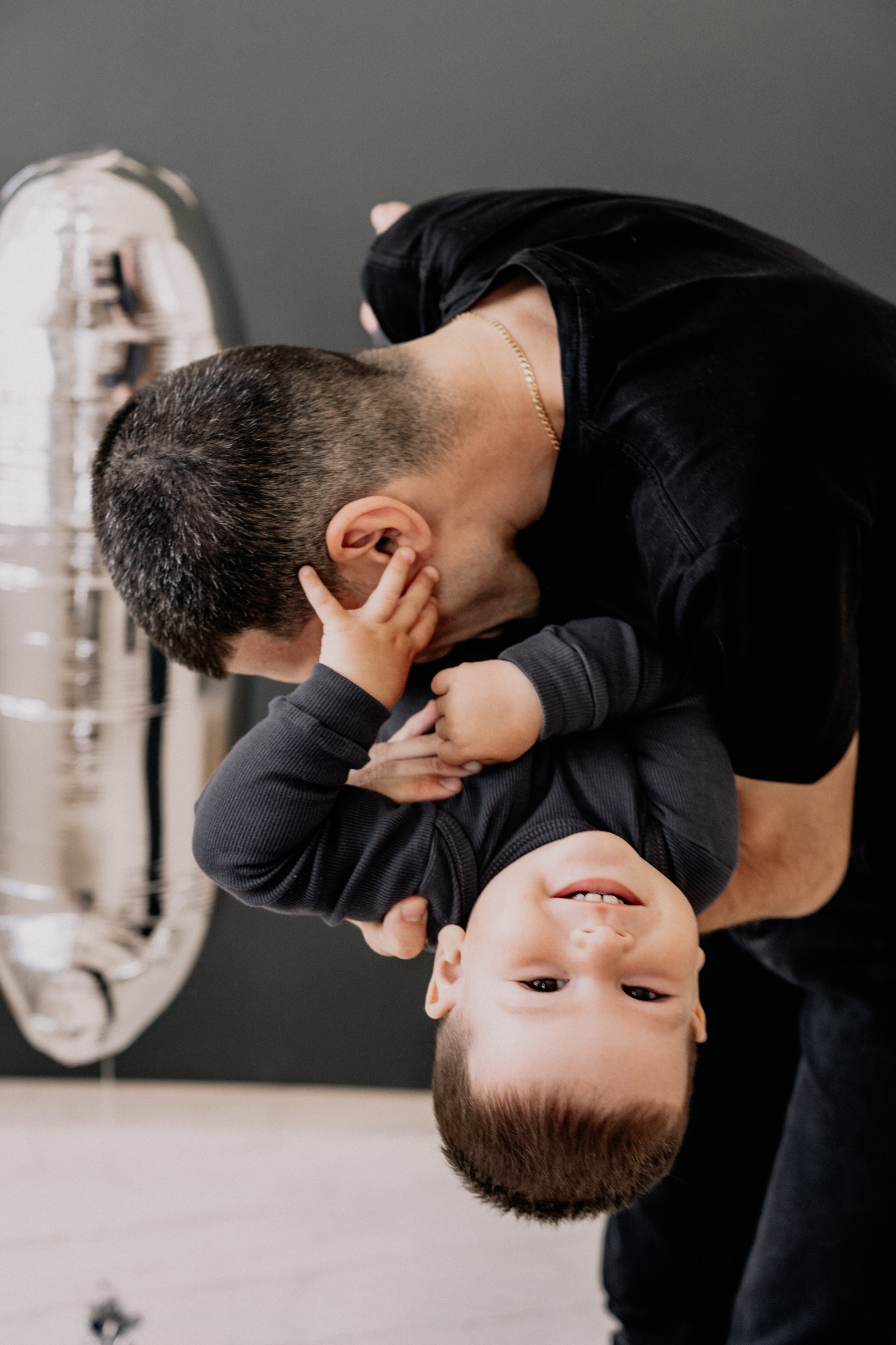 Cozy Family Photography at Home – Lifestyle & Love. Alisa Tant — Family and newborn photographer Bucks County, Montgomery county, Philadelphia, NJ