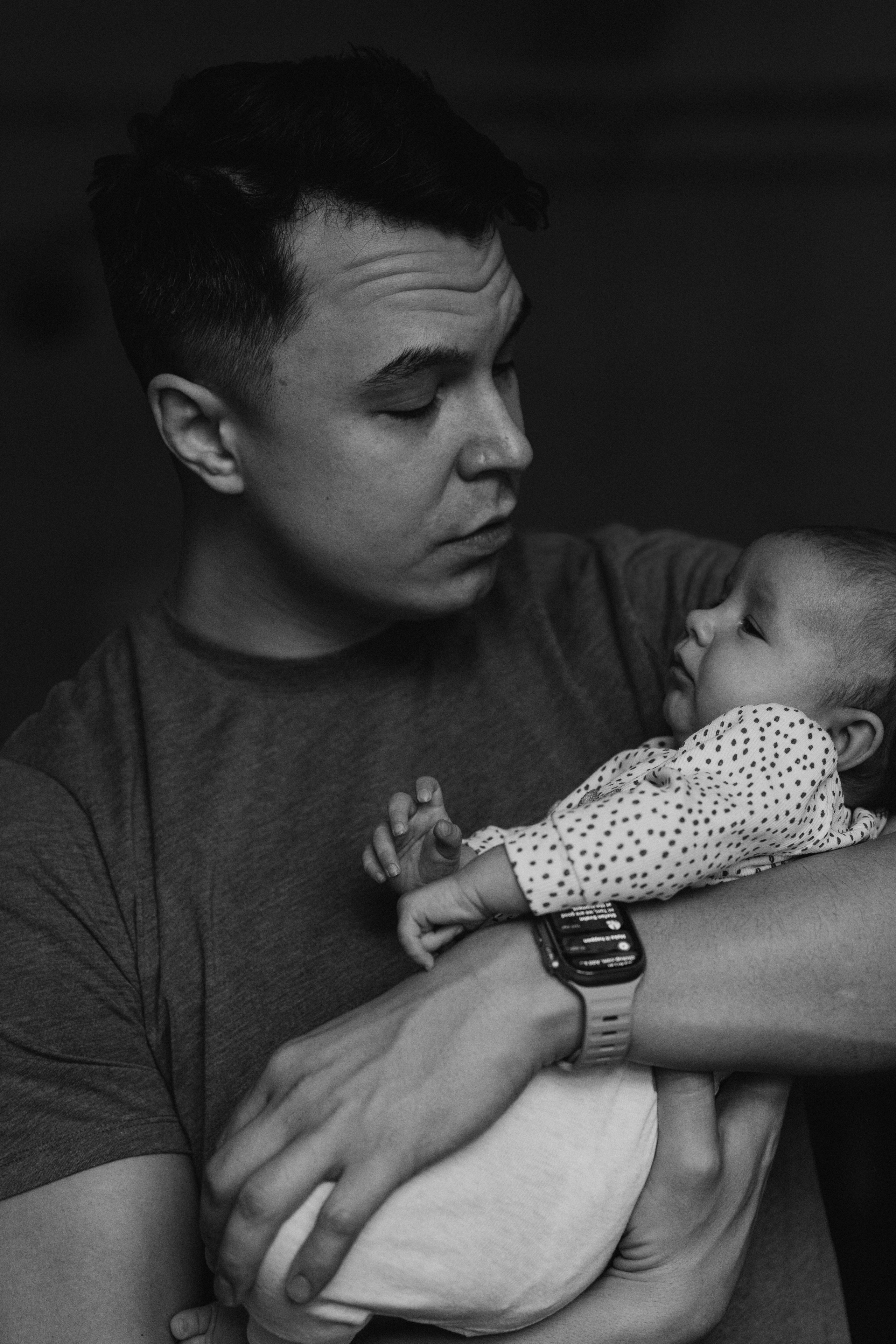 Family, bnw, photoshoot. Wedding and potrait photographer in Helsinki Vickan O