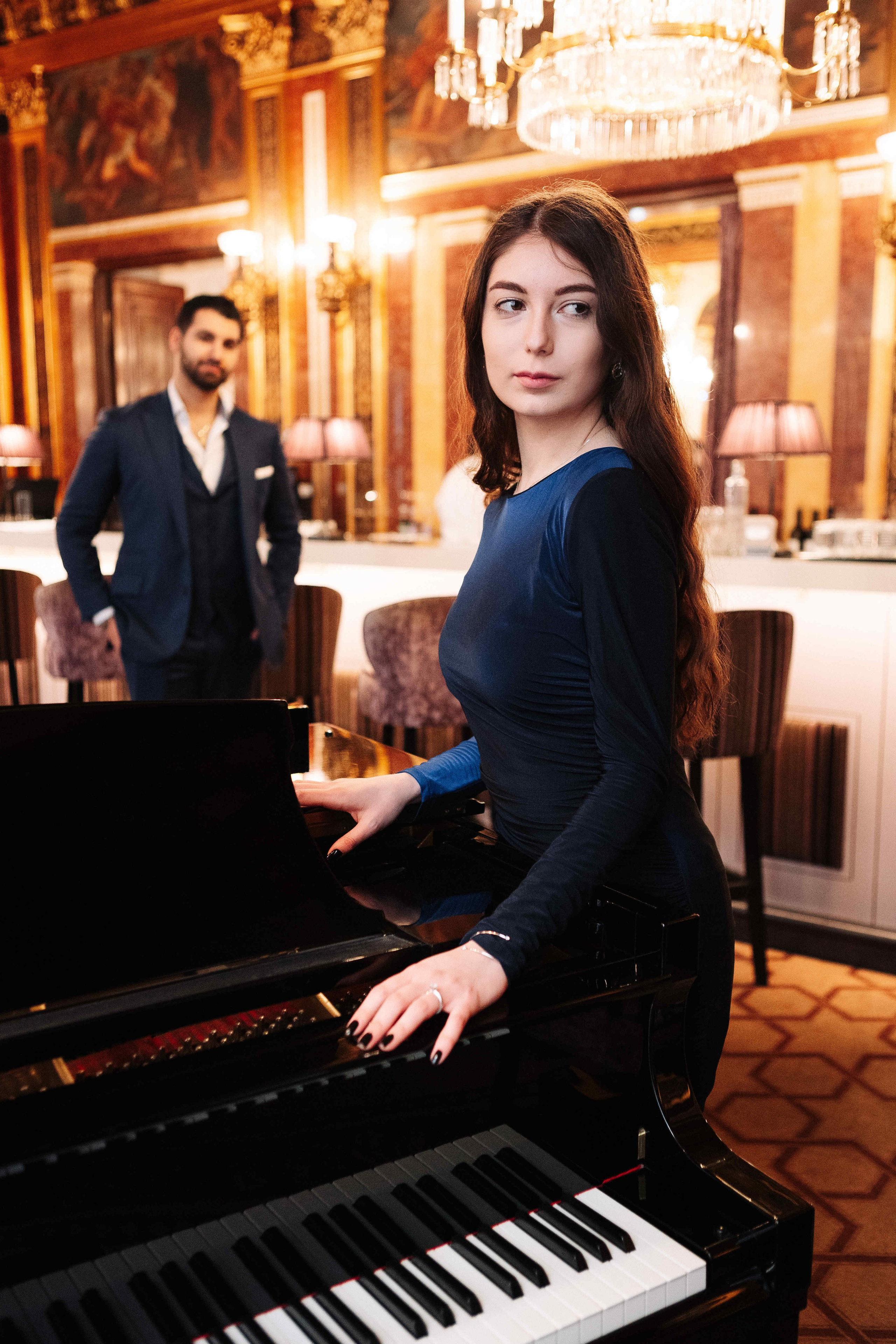 A LOVE STORY IN VIENNA. PHOTOGRAPHER IN ISRAEL