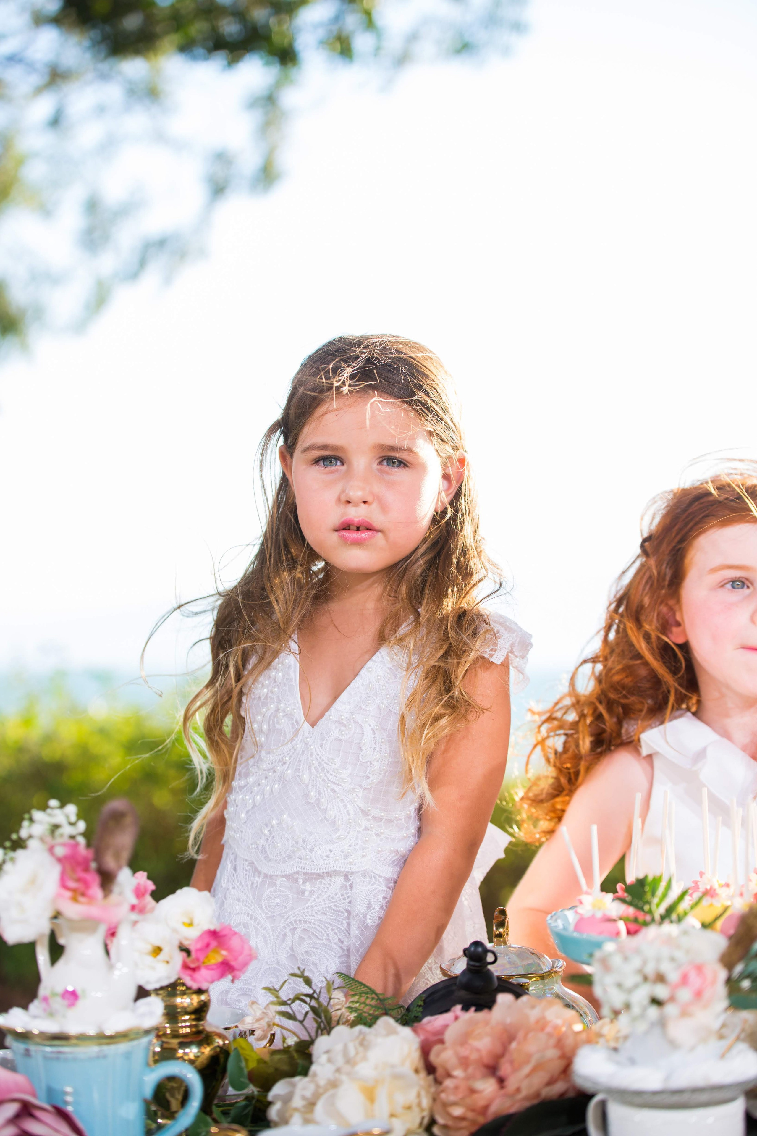 Little bridesmaids. AMIR BUCHNIK PHOTOGRAPHER