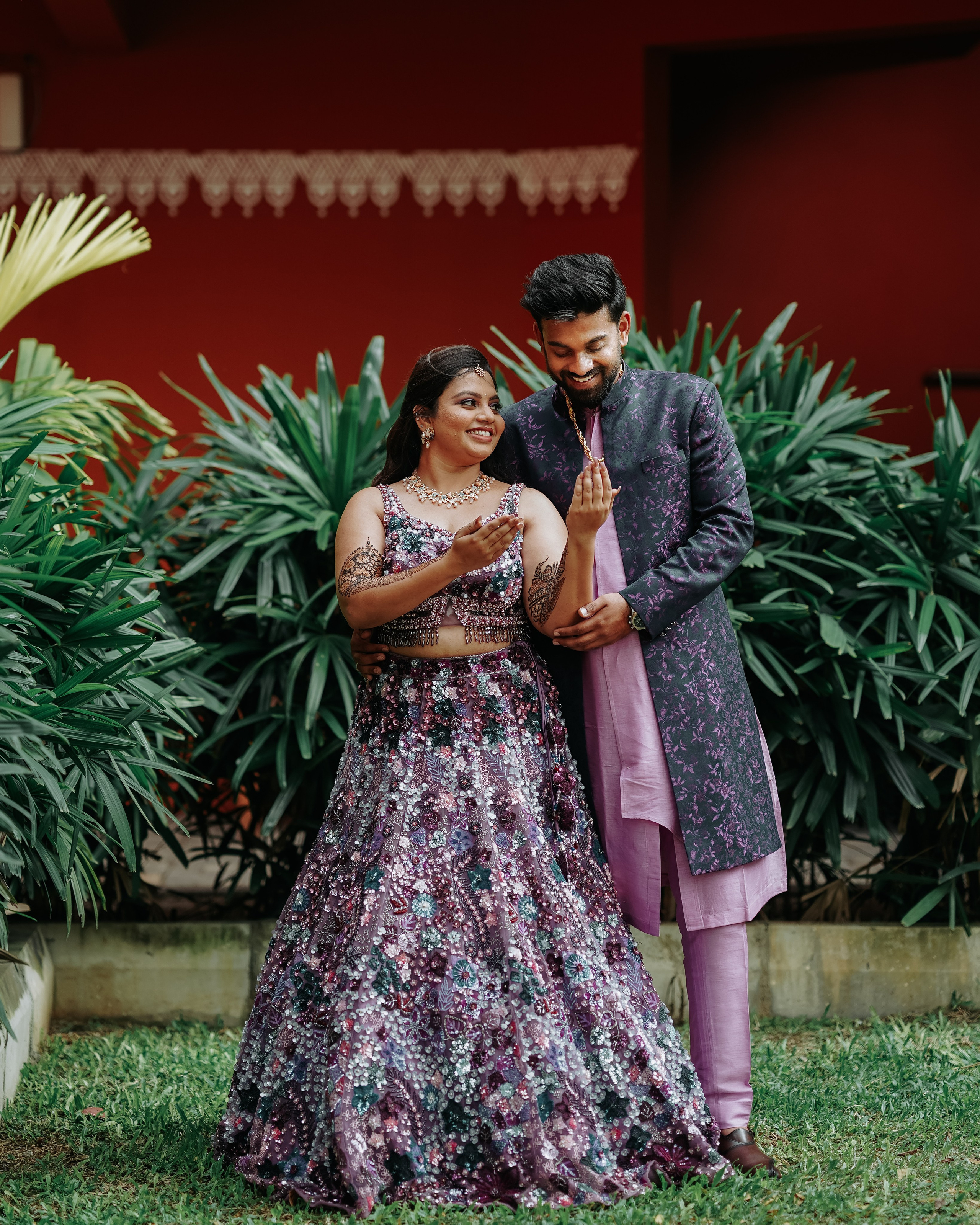 HALDI & MEHANDI. Wedding photographer Stalen Robert