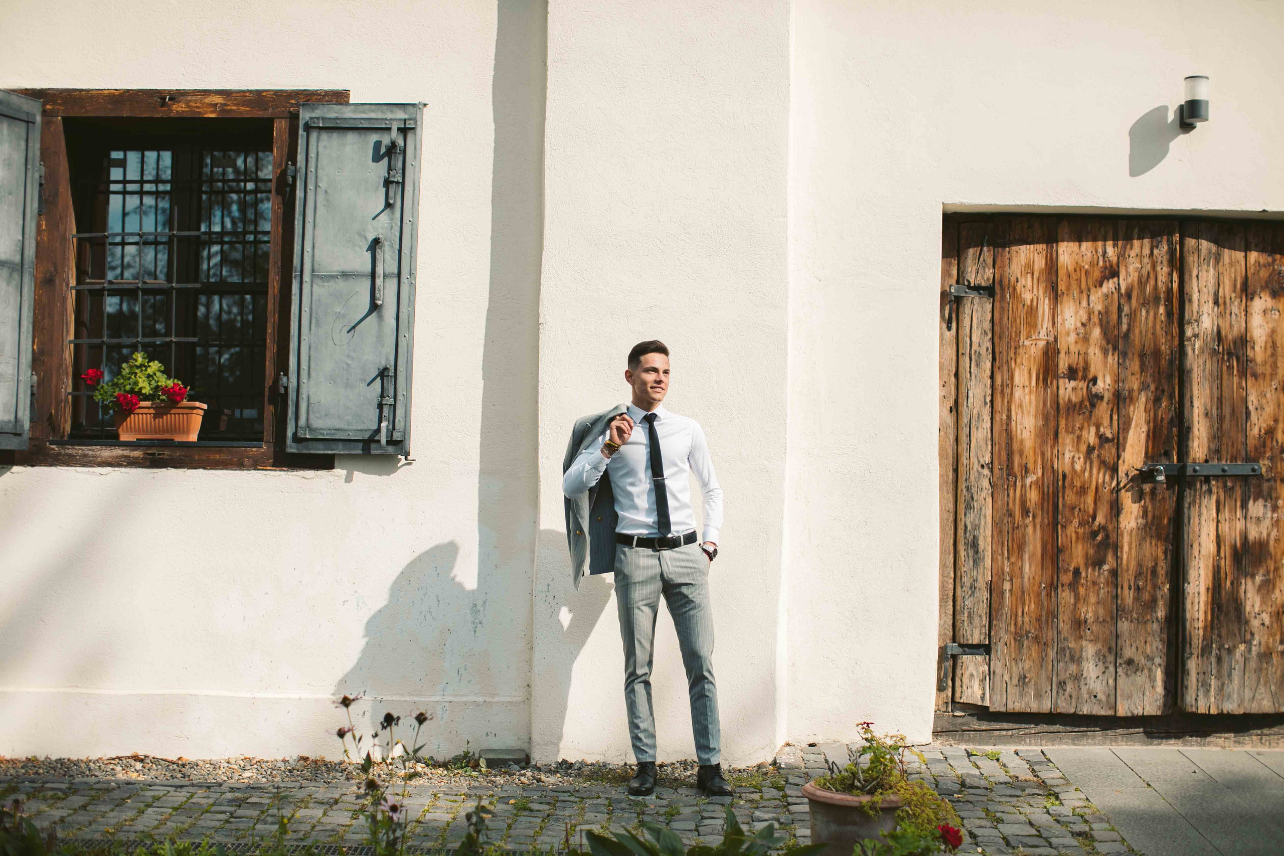 Majorat Alin. Contrast Studio