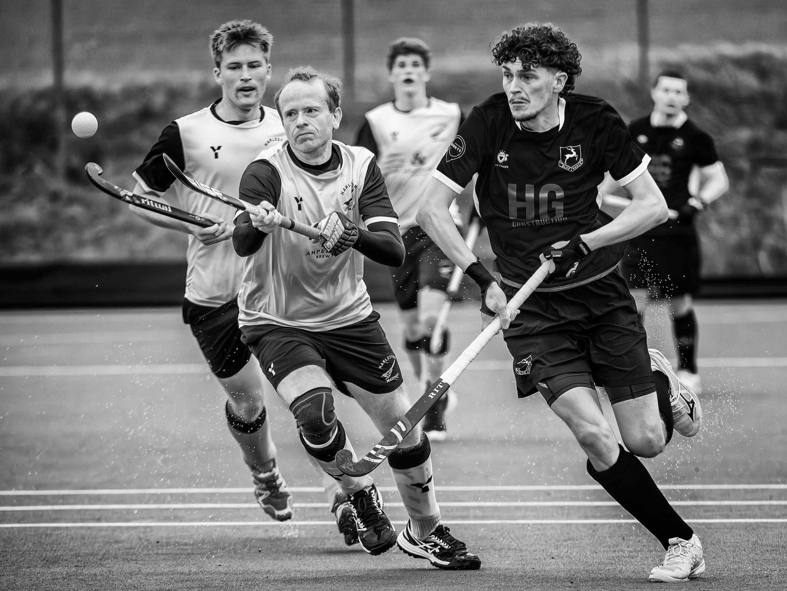 Harleston Magpies vs Blueharts: Hockey Photography. Hedley Wright Photography | East Anglia Sport, Street, Wildlife, Landscape & Astrophotography