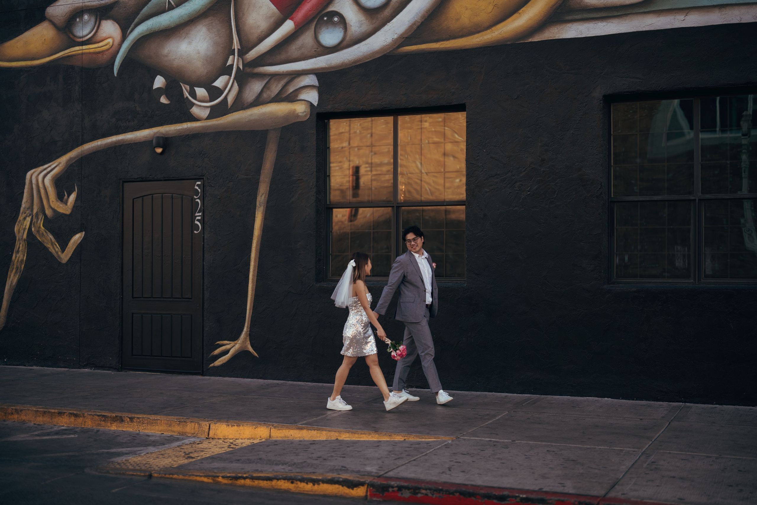 Yee Po& Jit. Wedding & elopement photographer Viktoriya Kravtsov. Las Vegas