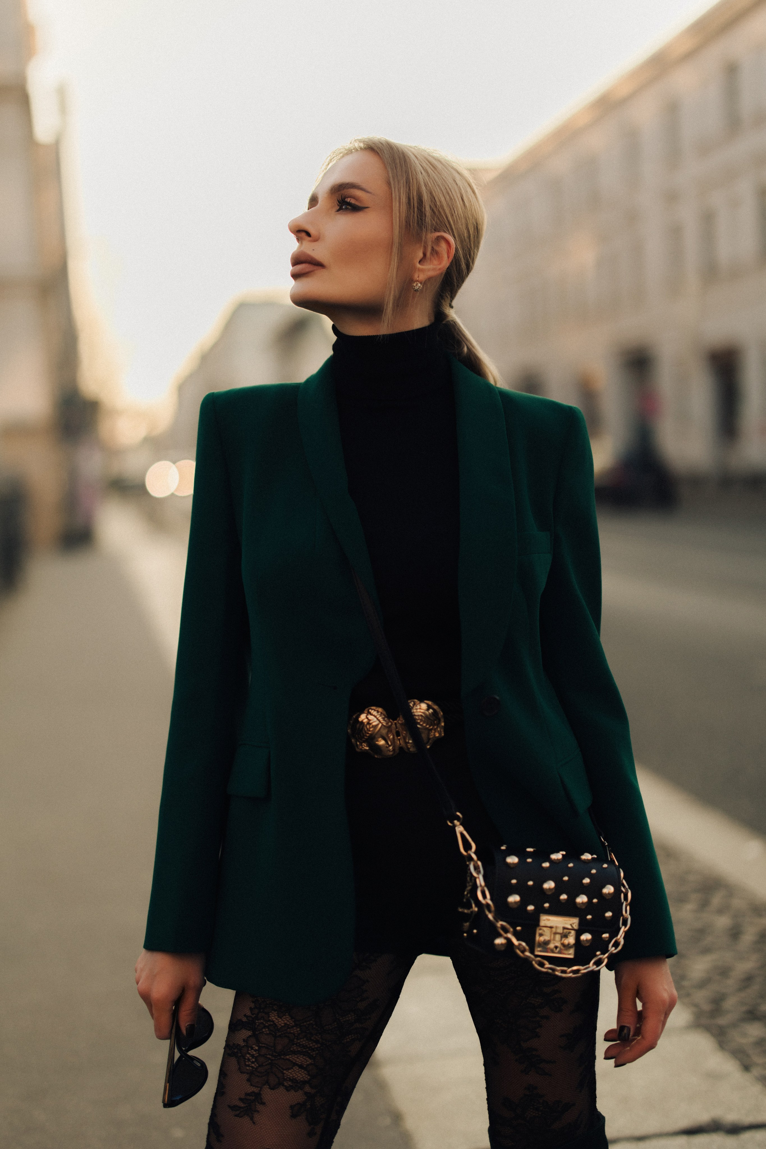 Golden Hour Portrait in Leipzig. Elegant Woman in Fur Coat&Suit. Timeless Photography by Kristina Kozheltsova. Kristina Kozheltsova- Soulful Portrait&Lifestyle&Love Story Photographer in Leipzig, Germany