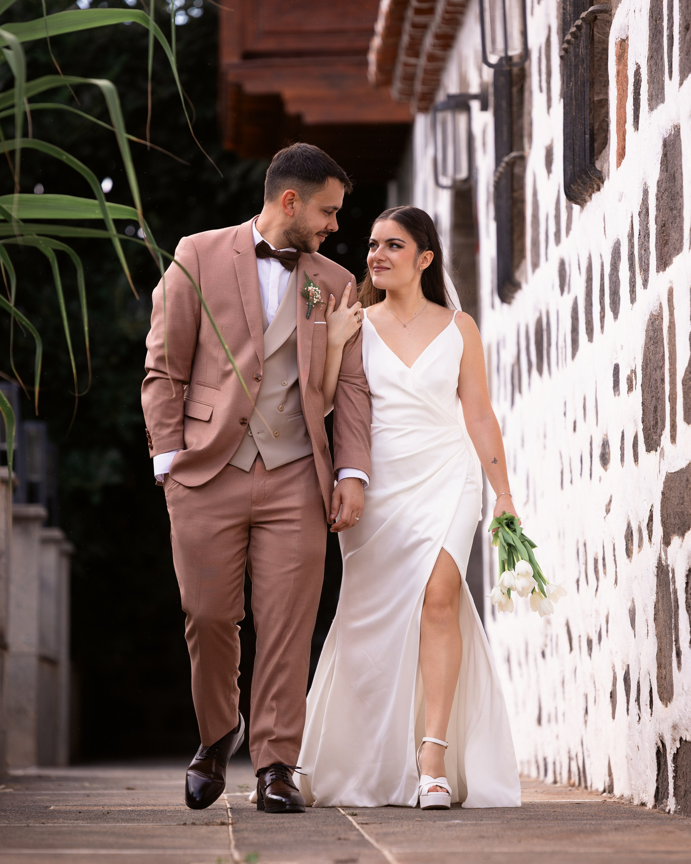 Couple photoshot in wedding day Arucas Gran Canaria