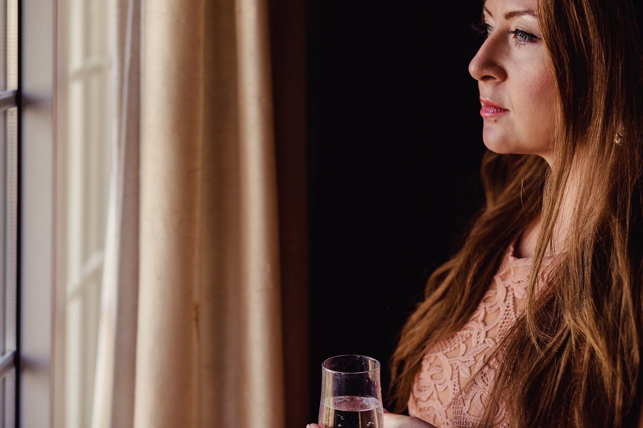 Ronalds & Svetlana, Crete. Denny Savon — Photographer in Santorini | Weddings, Love Stories & Flying Dress