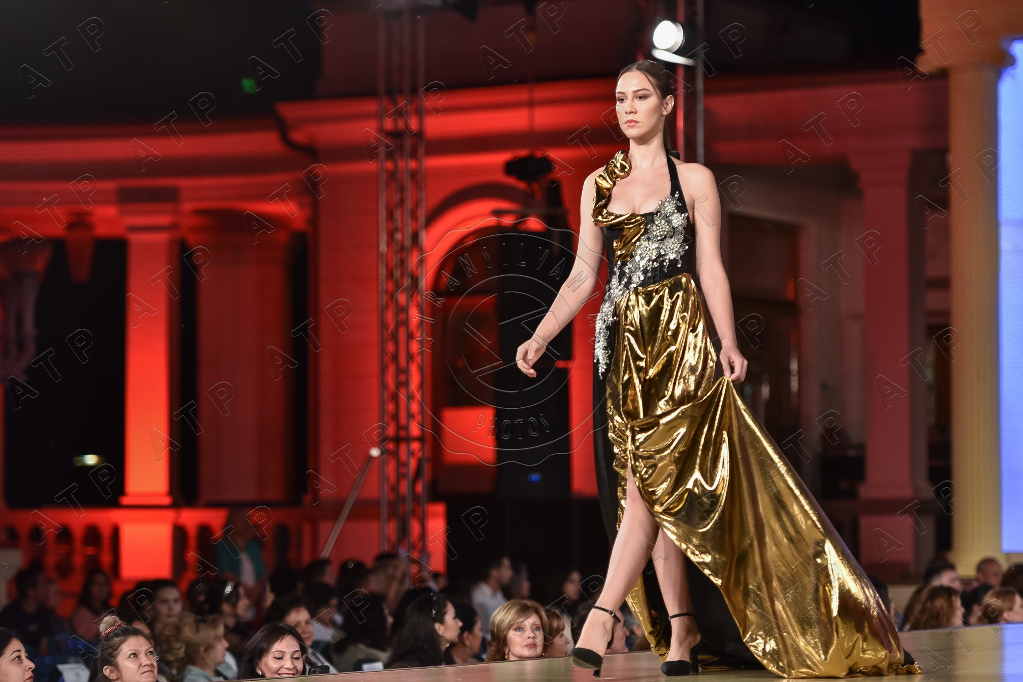 Fashion. Vescan Pictures - fotografie de eveniment