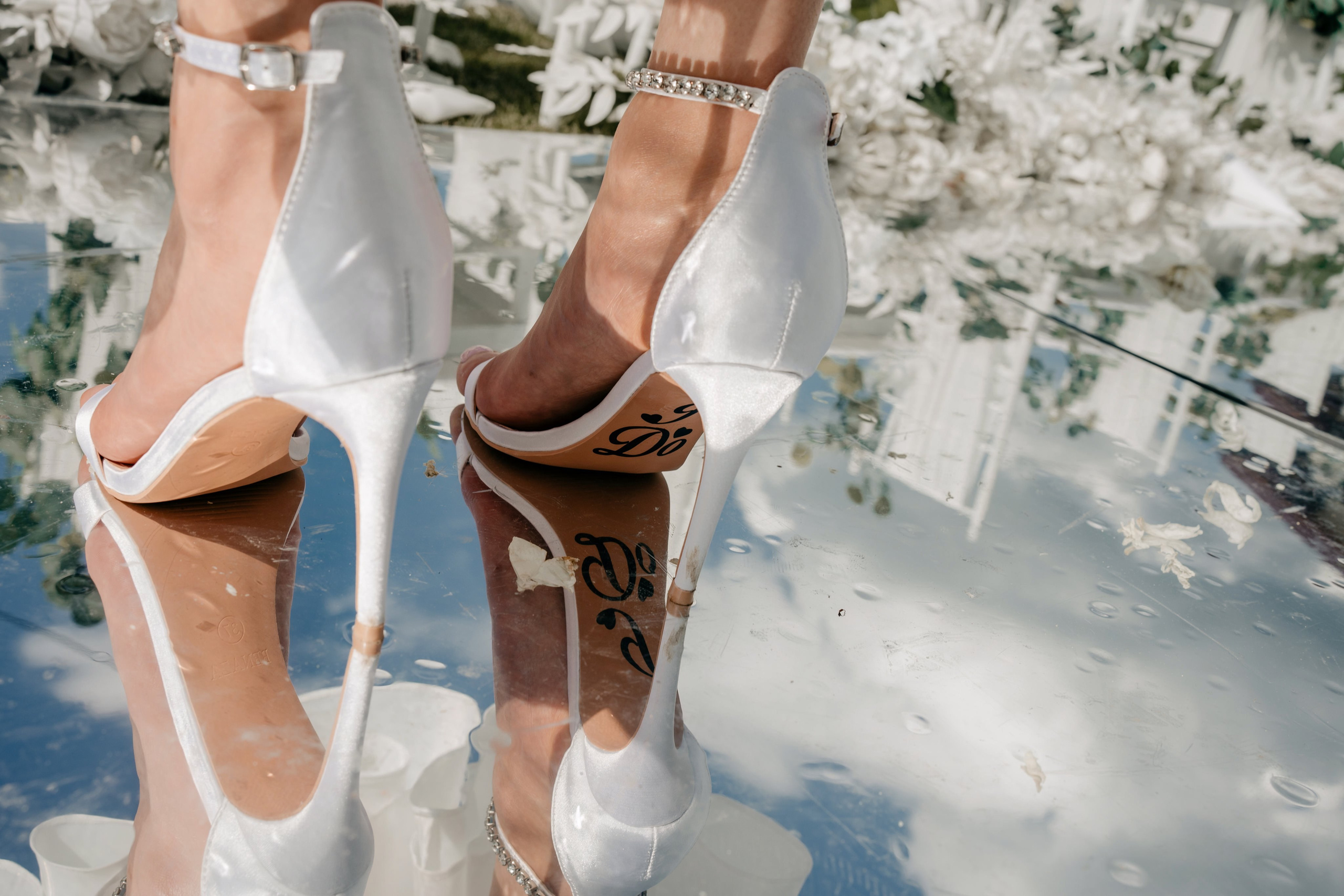 Ramona & Alin. Raw Studio. Fotograful tau de nunta!