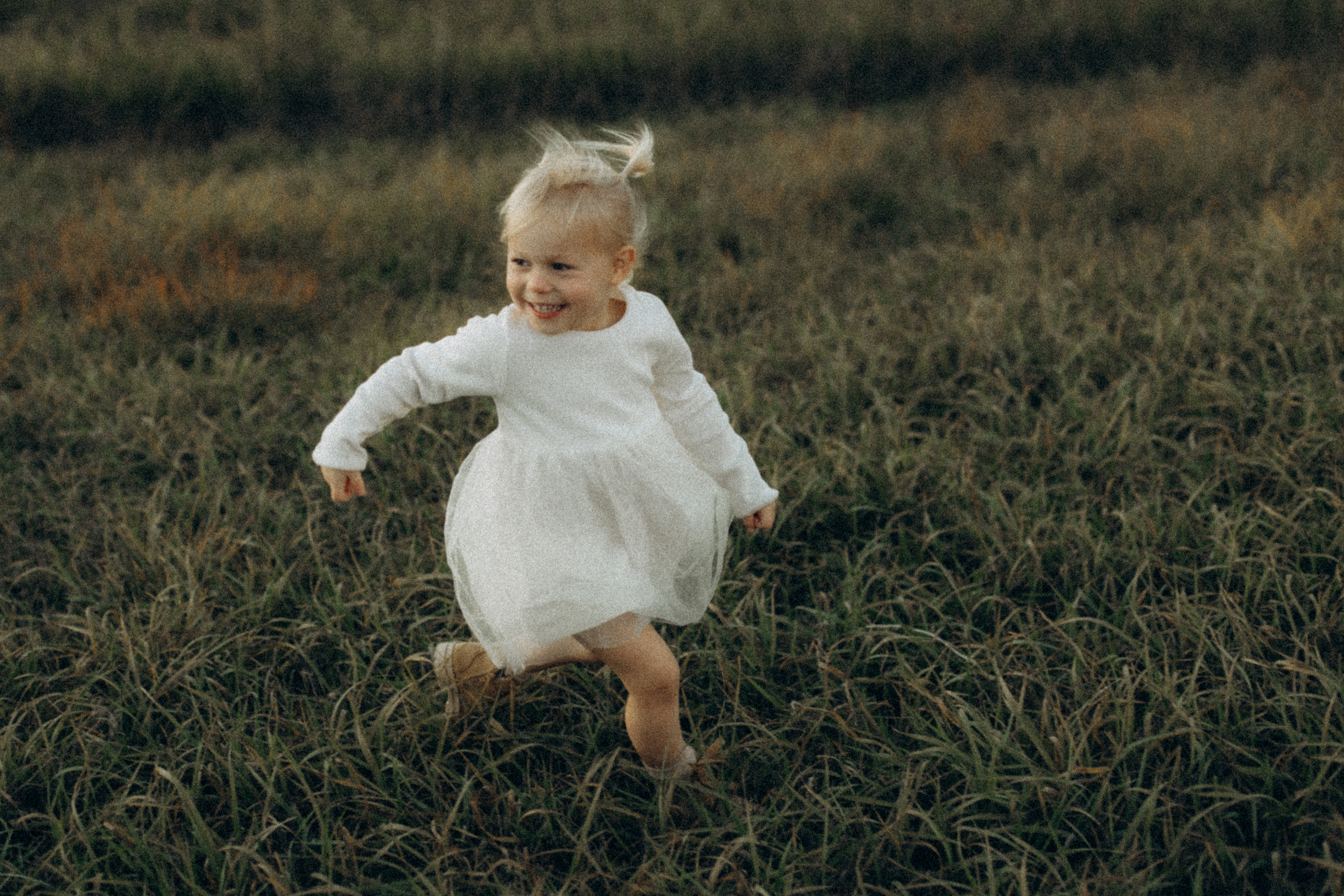 Dustin, Melissa and their sweet little princesses. CAPTURED BY SHANKS PHOTOGRAPHY