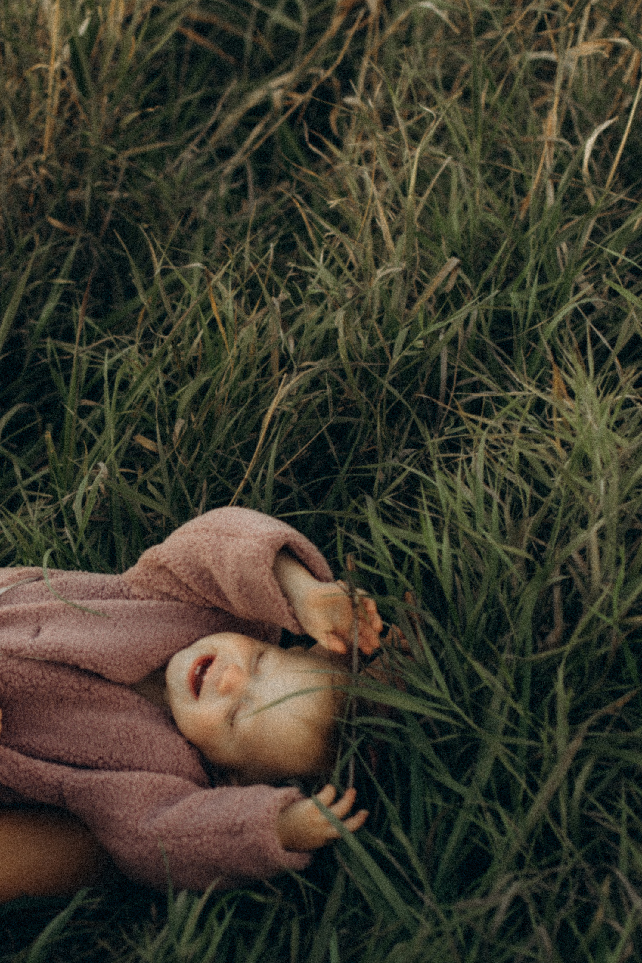 Dustin, Melissa and their sweet little princesses. CAPTURED BY SHANKS PHOTOGRAPHY