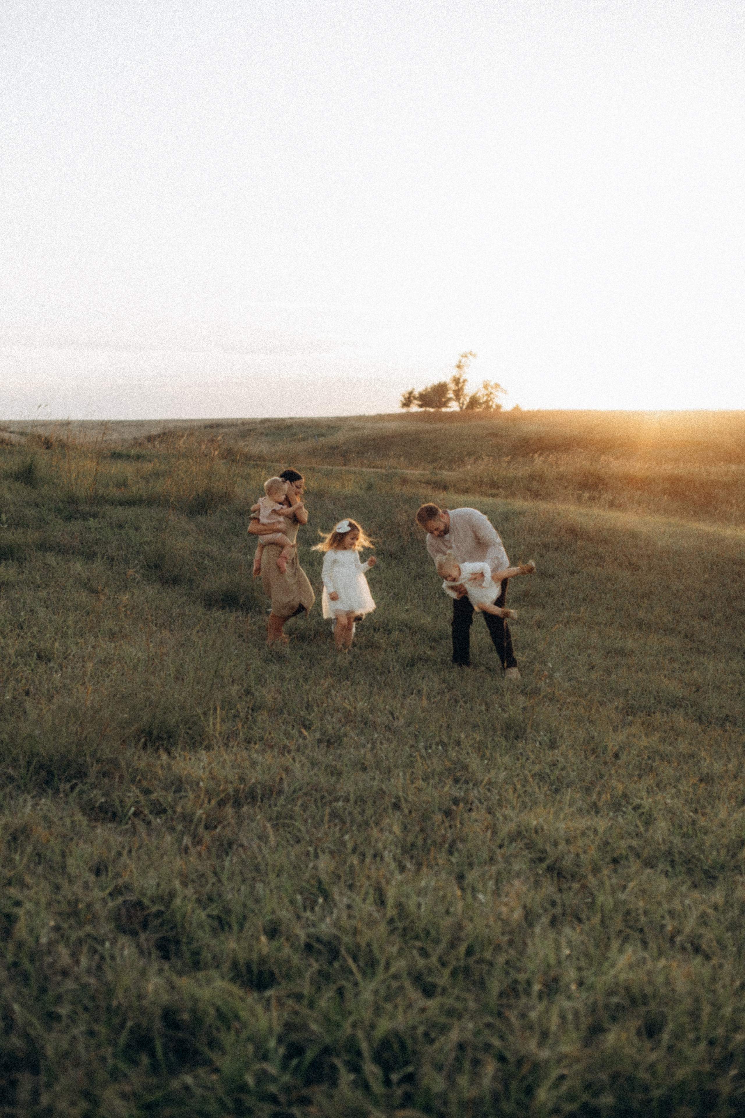 Dustin, Melissa and their sweet little princesses. CAPTURED BY SHANKS PHOTOGRAPHY