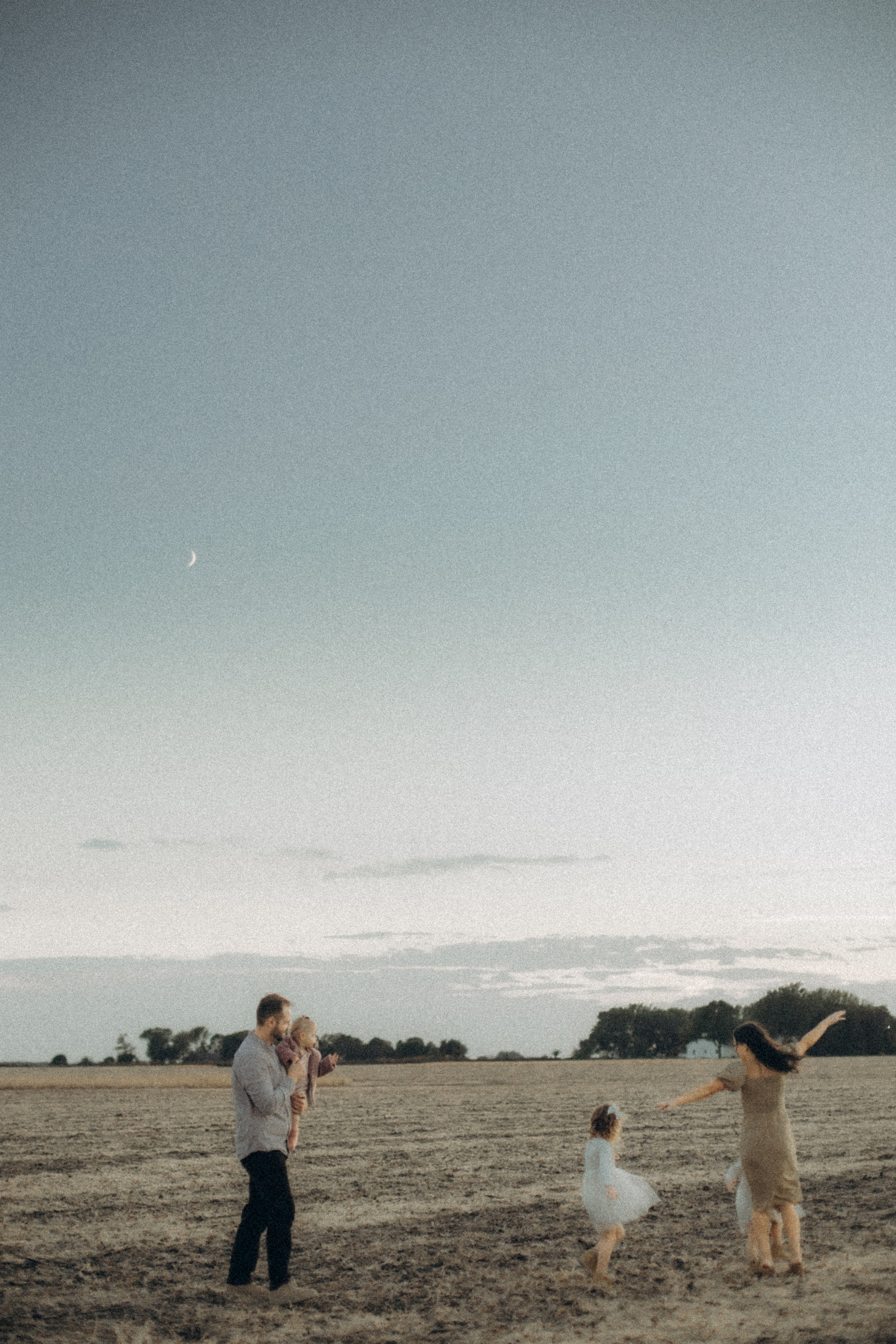 Dustin, Melissa and their sweet little princesses. CAPTURED BY SHANKS PHOTOGRAPHY