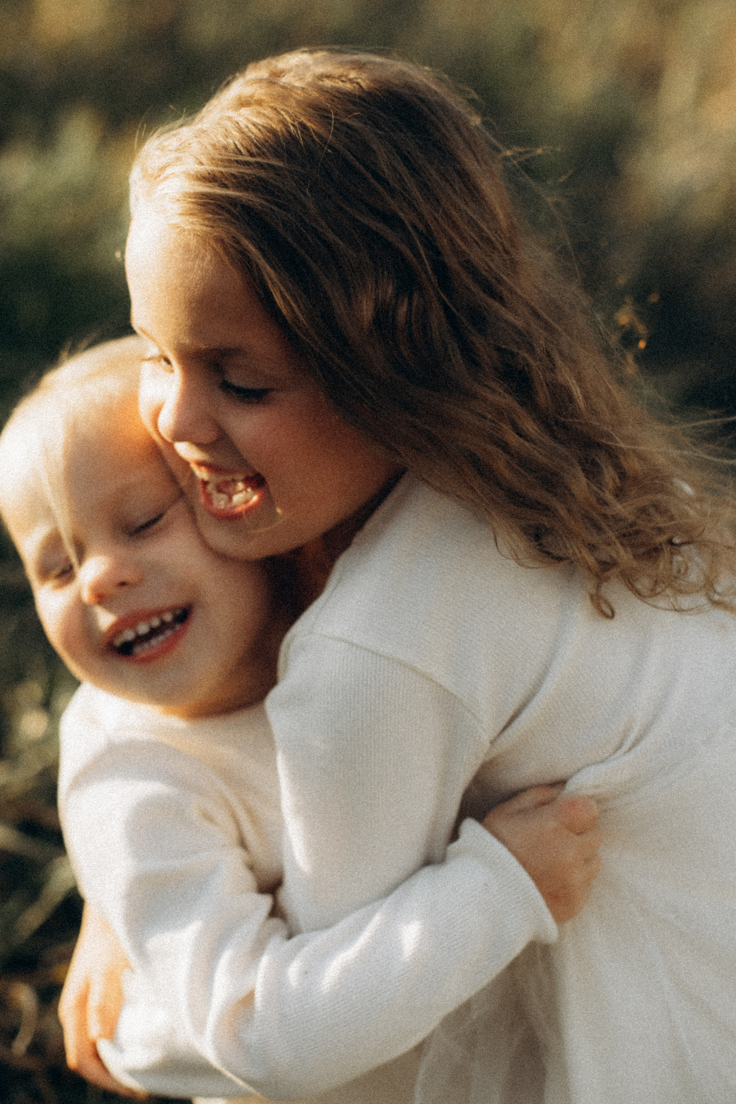 Dustin, Melissa and their sweet little princesses. CAPTURED BY SHANKS PHOTOGRAPHY