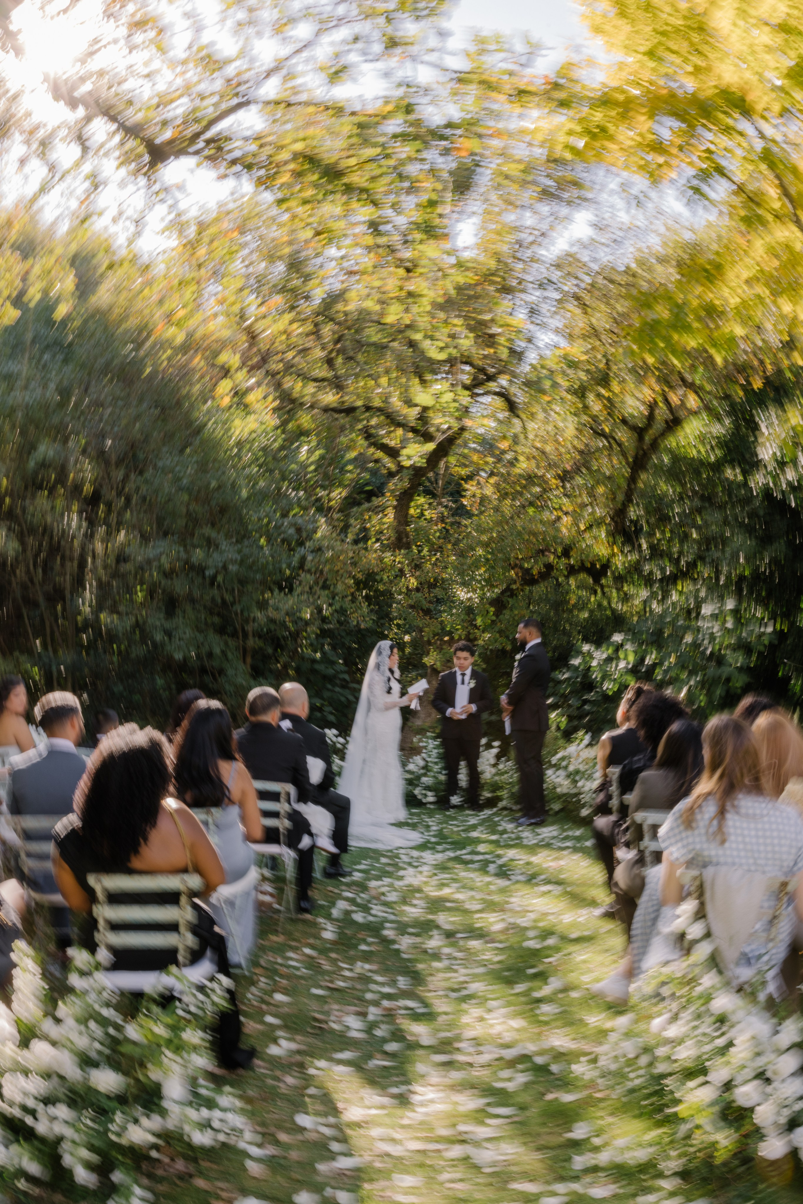 Mitcell&Melanie digital. Wedding photographer Italy