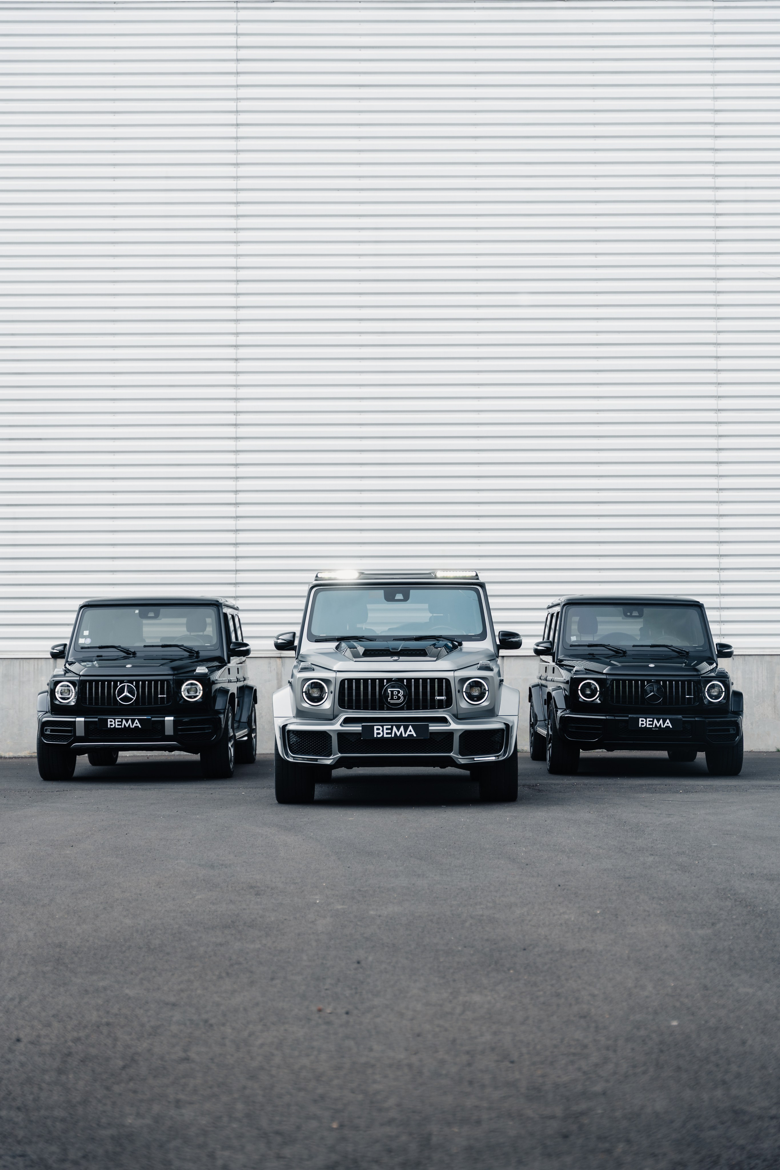 Mercedes G63×3. Photographe de voitures à Paris — Vitalii Motruk