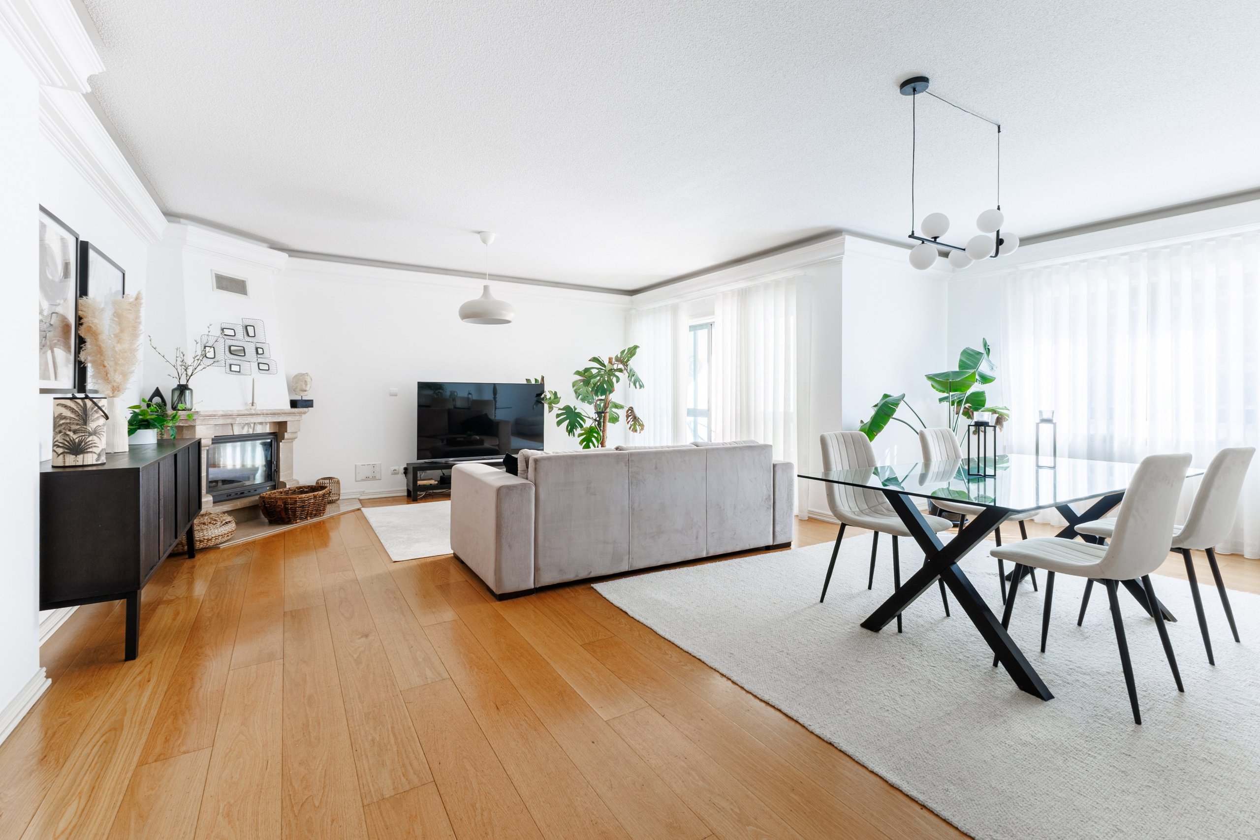 Photographer in Lisbon Elena Lialina