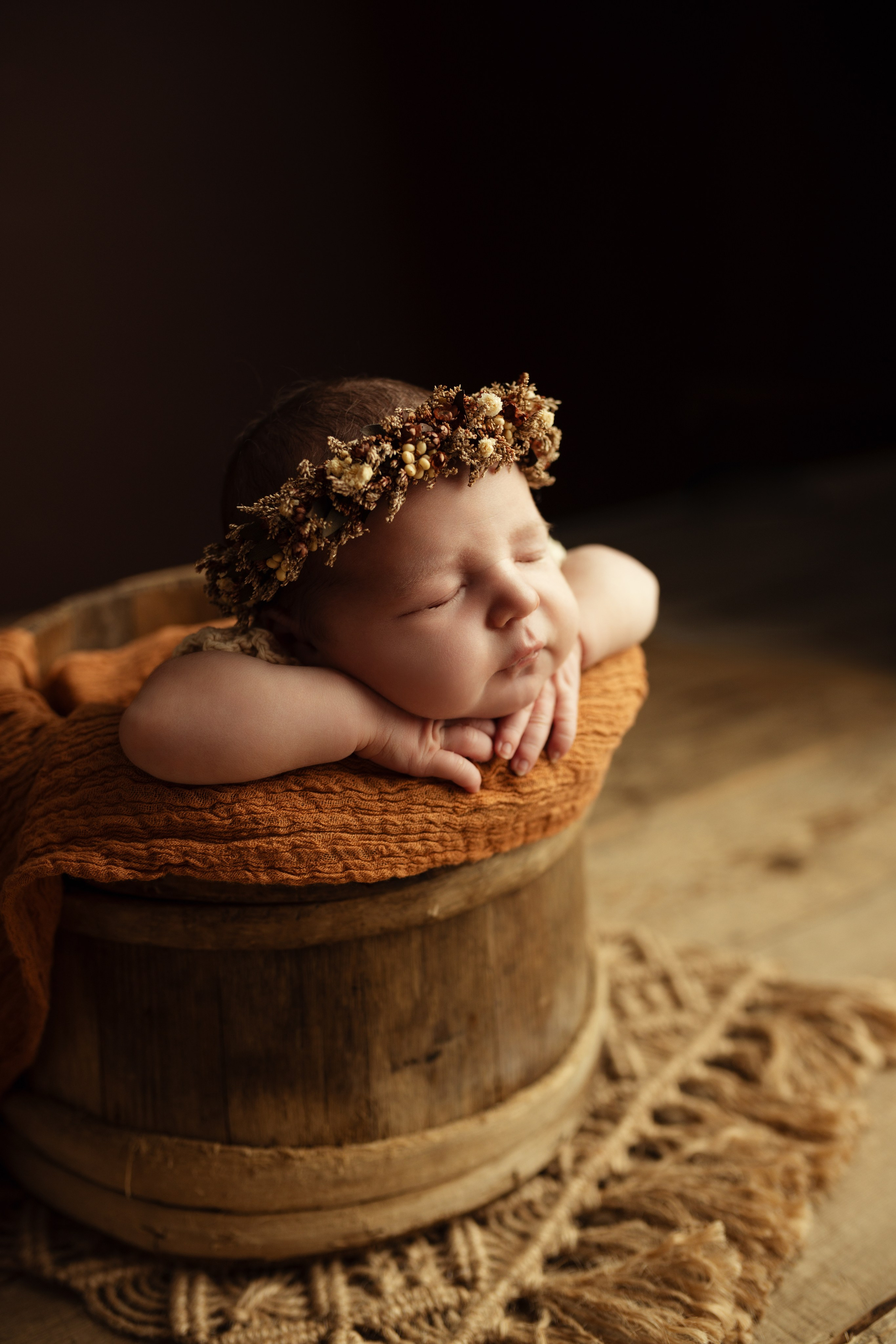 Newborn Classic. Newborn, kids, family photographer based near Zurich, Switzerland